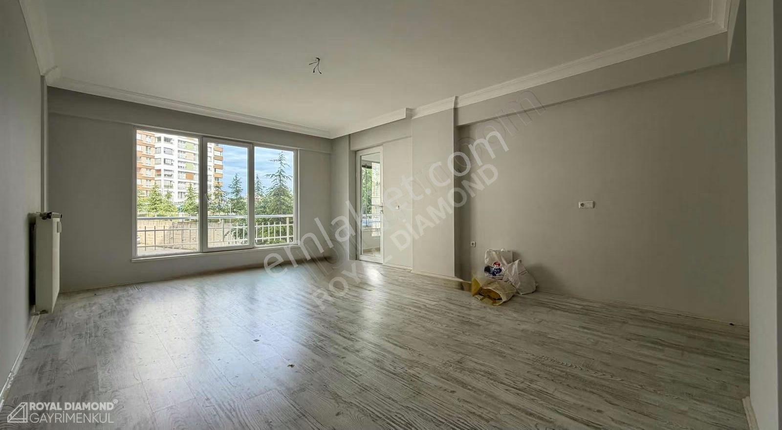 Atakum'da Havuz'lu Site'de Korupark Evlerinde Kiralık 3+1 Daire - Görsel 9