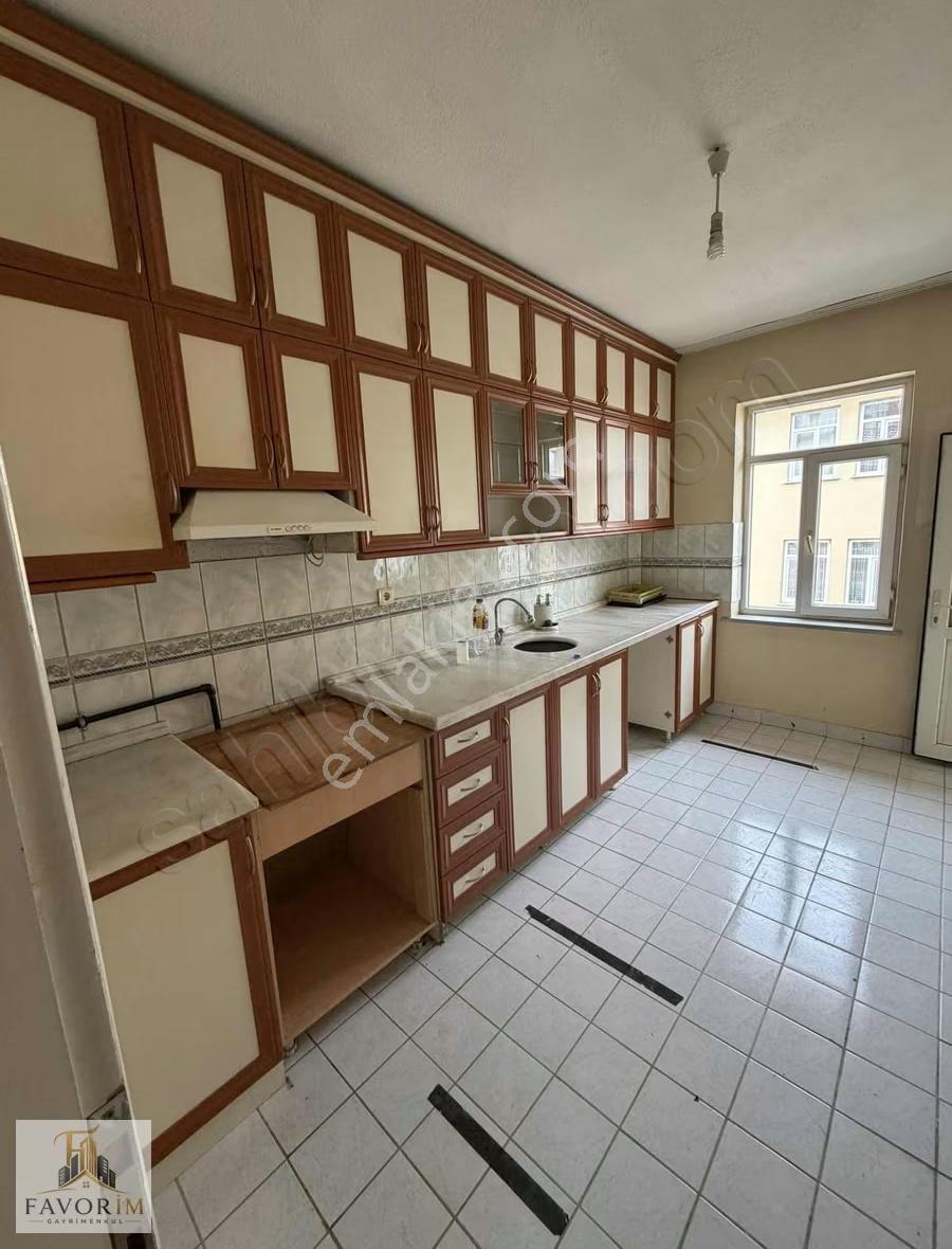 Bosna Hersek Mahallesinde Kiralık 3+1 Daire