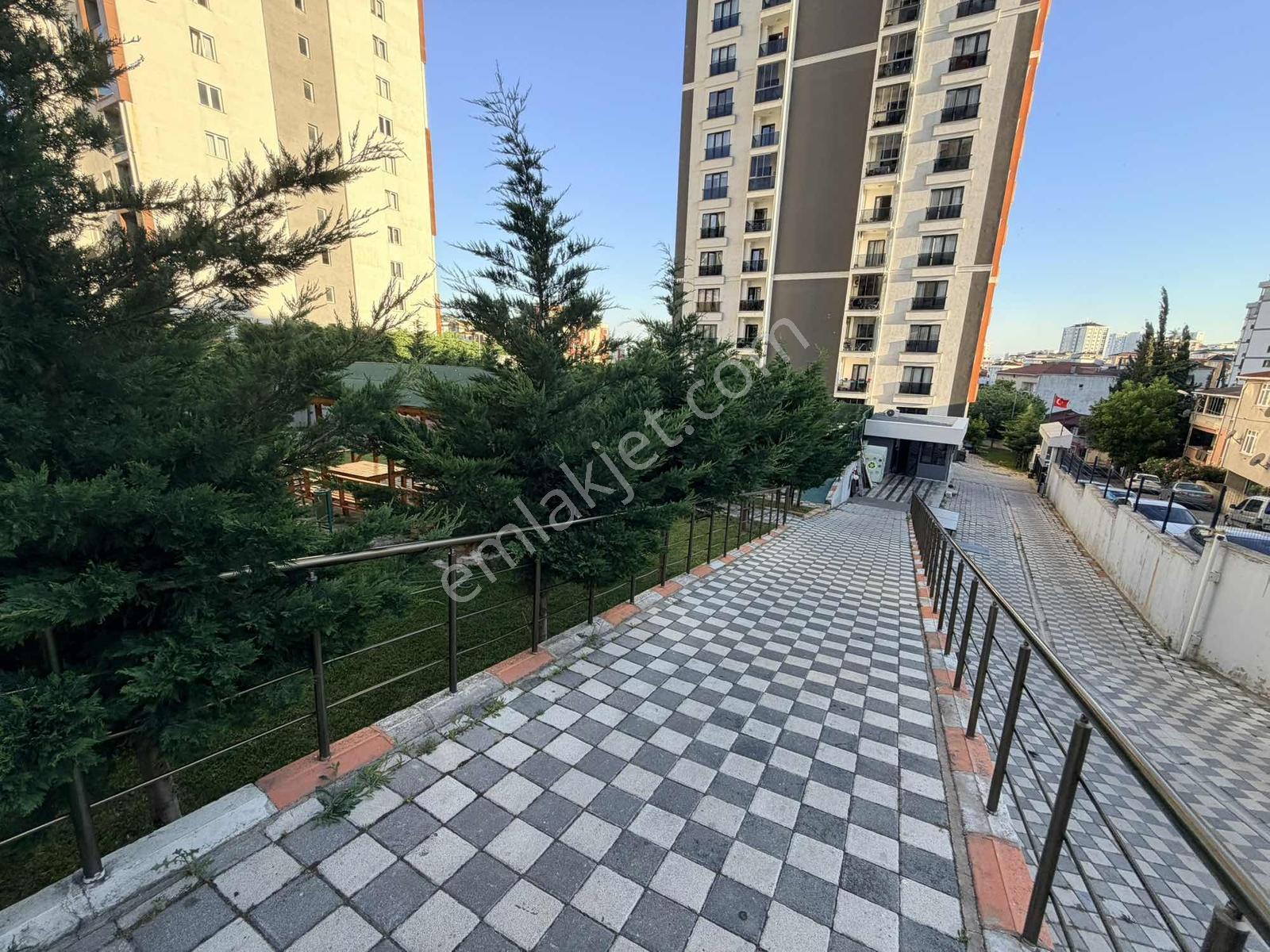 Kartal Marmara Loft Sitesinde Güvenlikli Havuzlu 2+1 - Görsel 11
