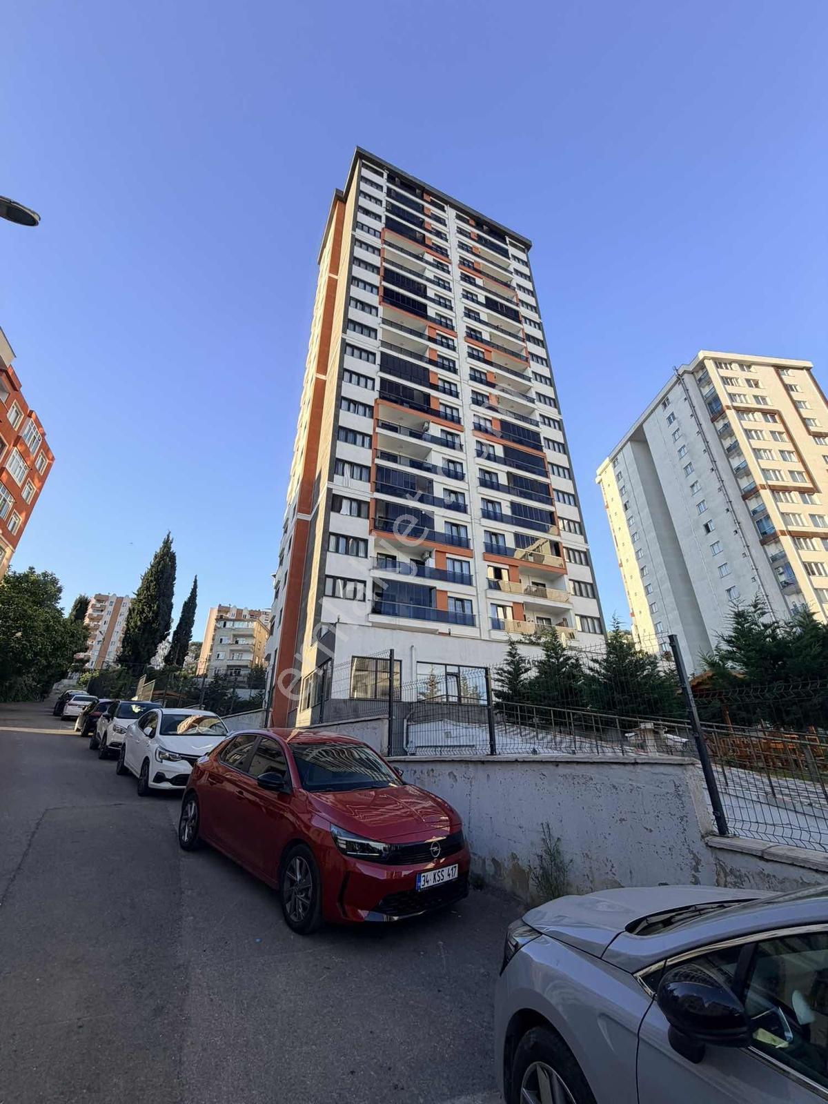 Kartal Marmara Loft Sitesinde Güvenlikli Havuzlu 2+1 - Görsel 4
