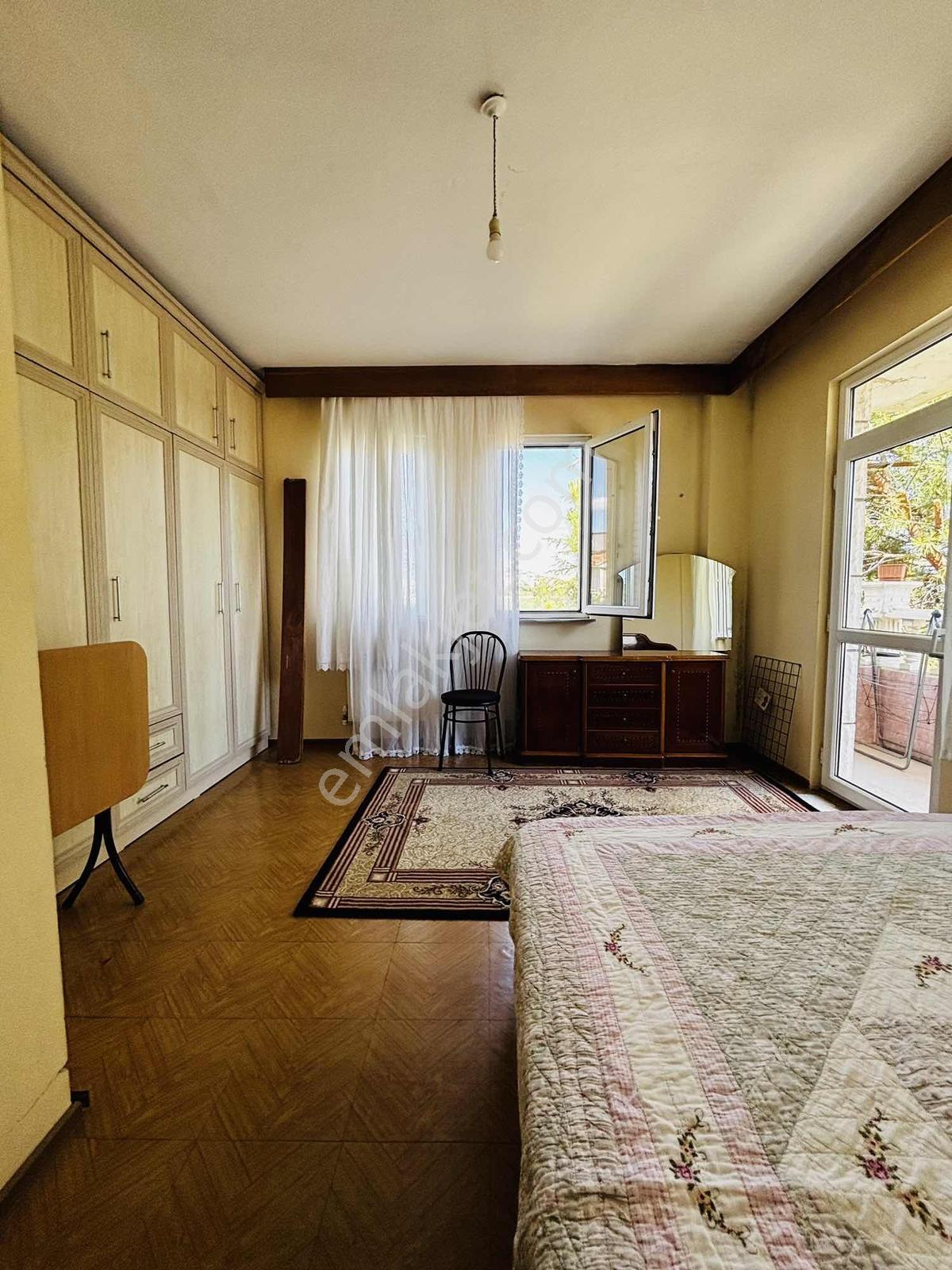 Deniz Manzaralı Kiralık 2+1 Daire | Namık Kemal Mah. - Görsel 6