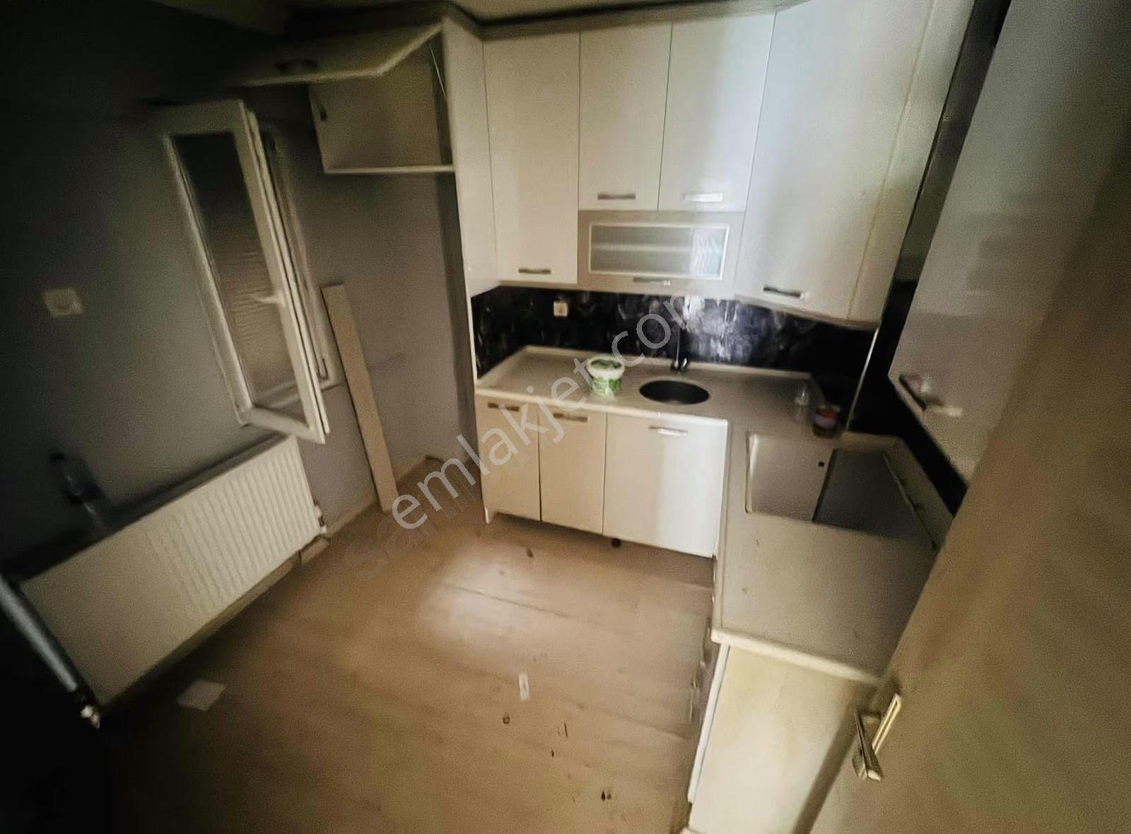 Kubbeli Cami Civarı 2+1 Kapalı Mutfak Daire - Görsel 22