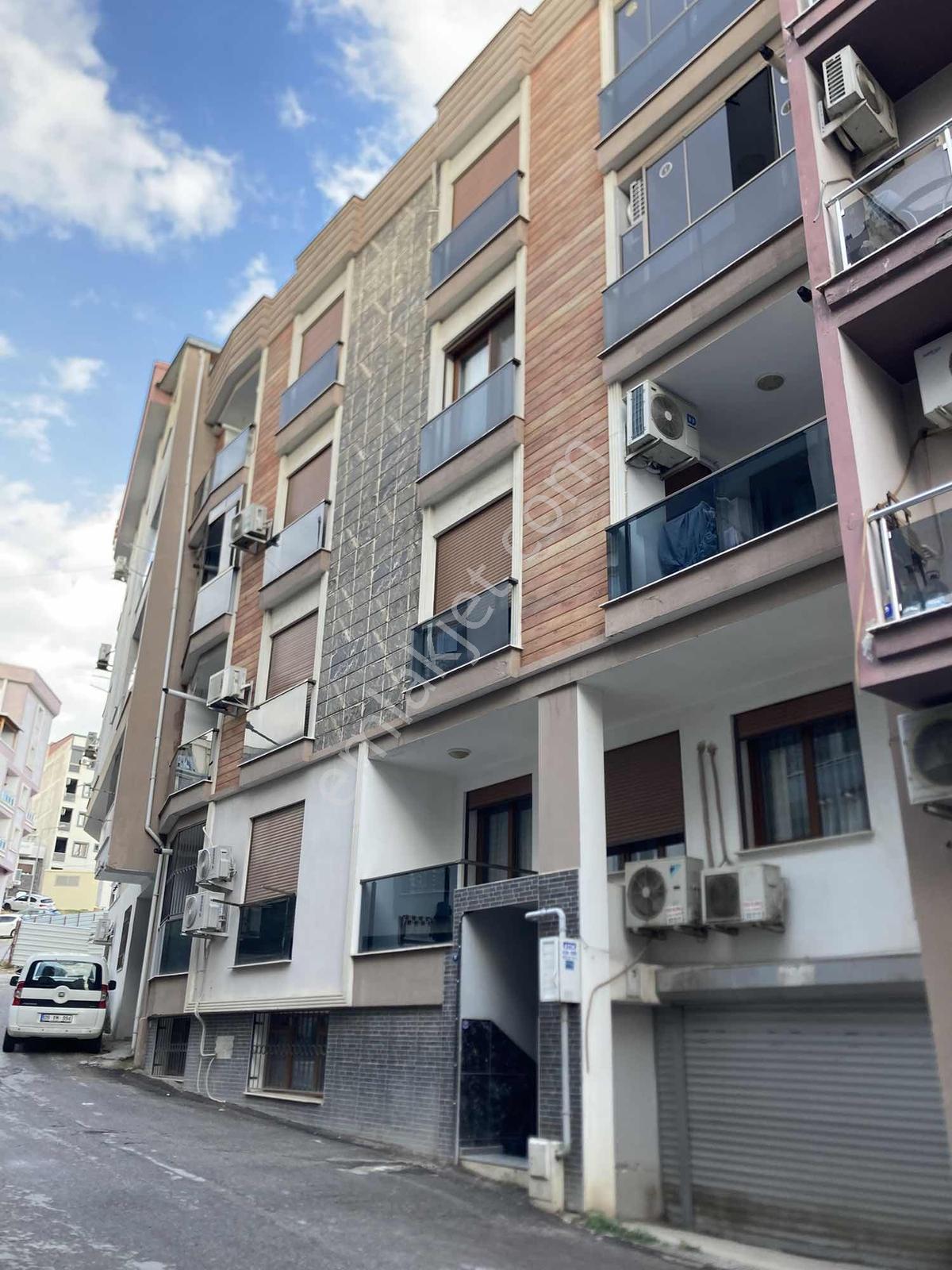 Buca Adatepe 'de Satılık 3+1 Dubleks Daire
