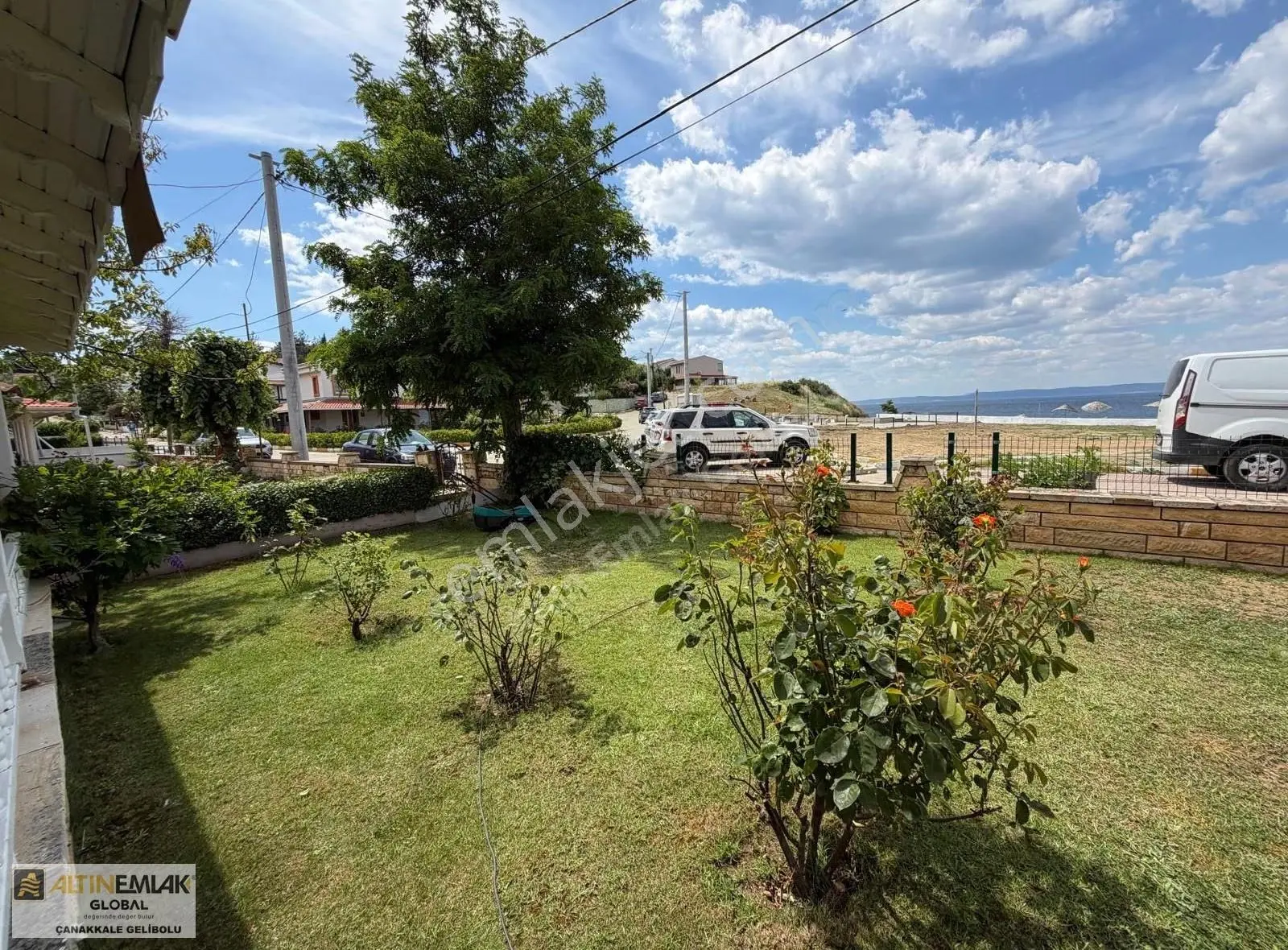 Altın Emlaktan Orkide Sitesi'nde Deniz Manzaralı Kiralık Yazlık - Görsel 2