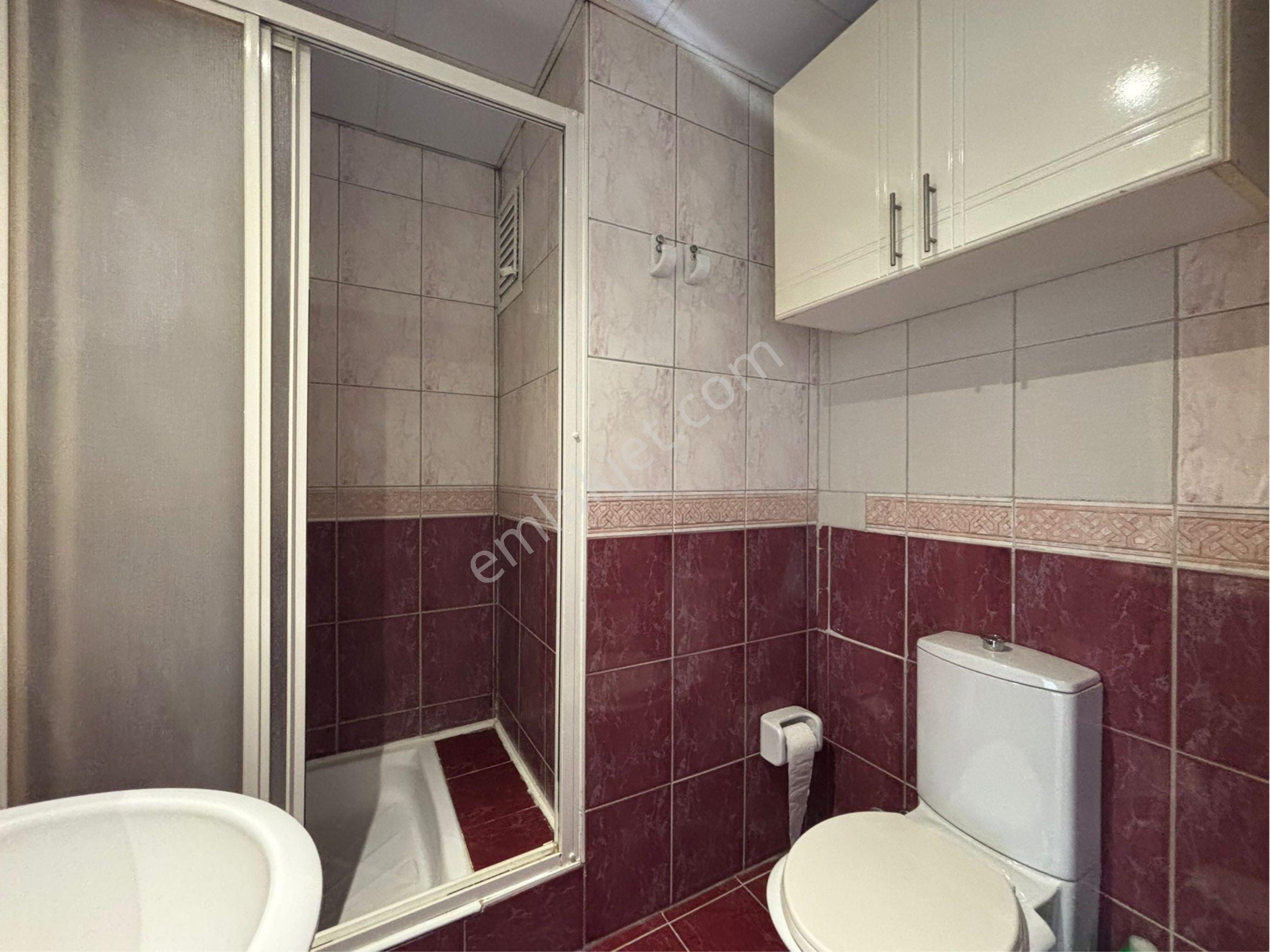 Karşıyaka Mavişehir Albatros’ta 16.kat Teraslı 1+1 Kiralık Daire - Görsel 15