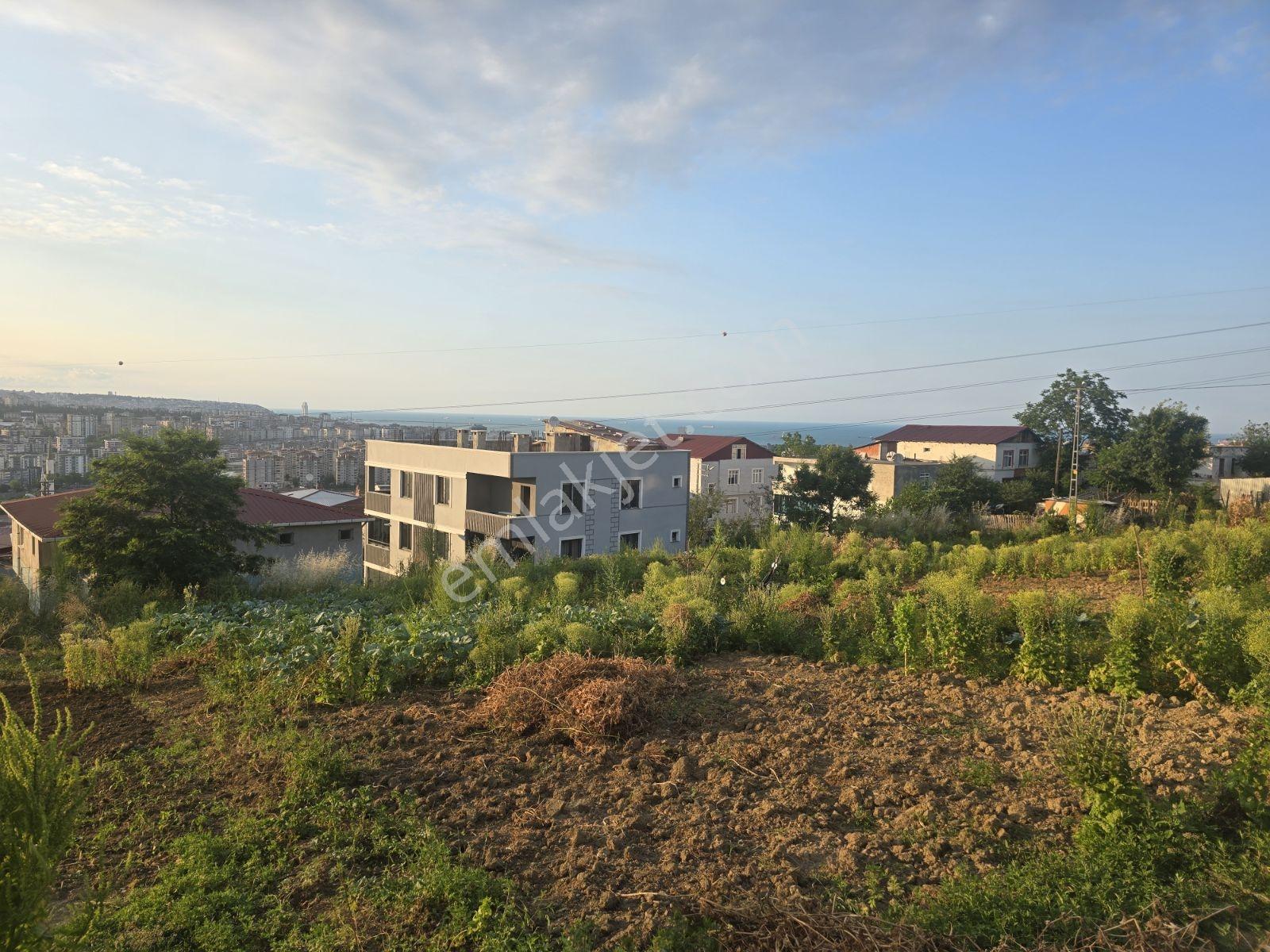 Remax Dilay'dan Canik'te Deniz Manzaralı Satılık Arsa