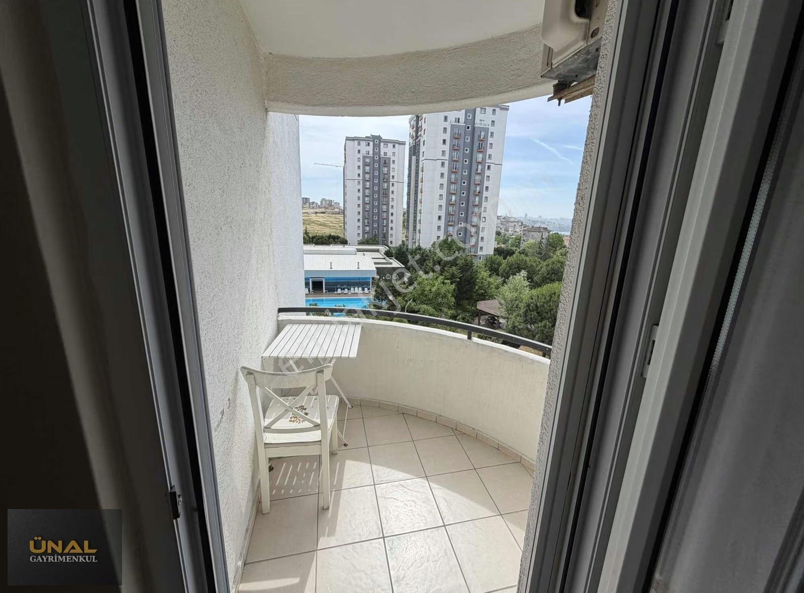 Efes Sitesi'nde Havuz Ve Peyzaj Manzaralı Ferah Köşe 1+1 Satılık - Görsel 13