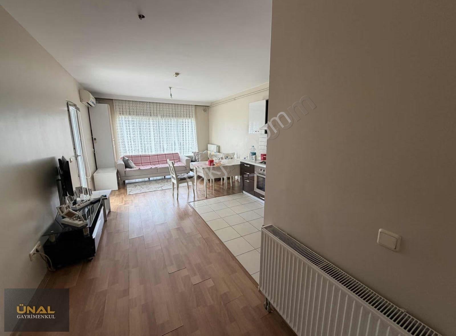 Efes Sitesi'nde Havuz Ve Peyzaj Manzaralı Ferah Köşe 1+1 Satılık - Görsel 9