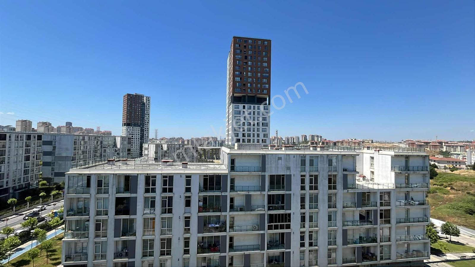 Emlak Konut Başakşehir Evlerinde Satılık Kısa Katlılarda Boş - Görsel 5
