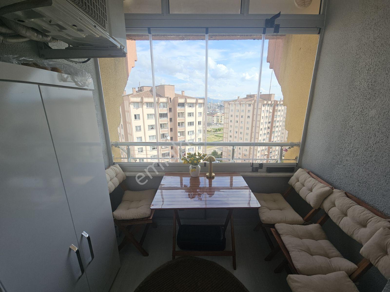 Kayalardan Tokide 2+1 Manzaralı Full Yenilenmiş Temiz Daire - Görsel 11