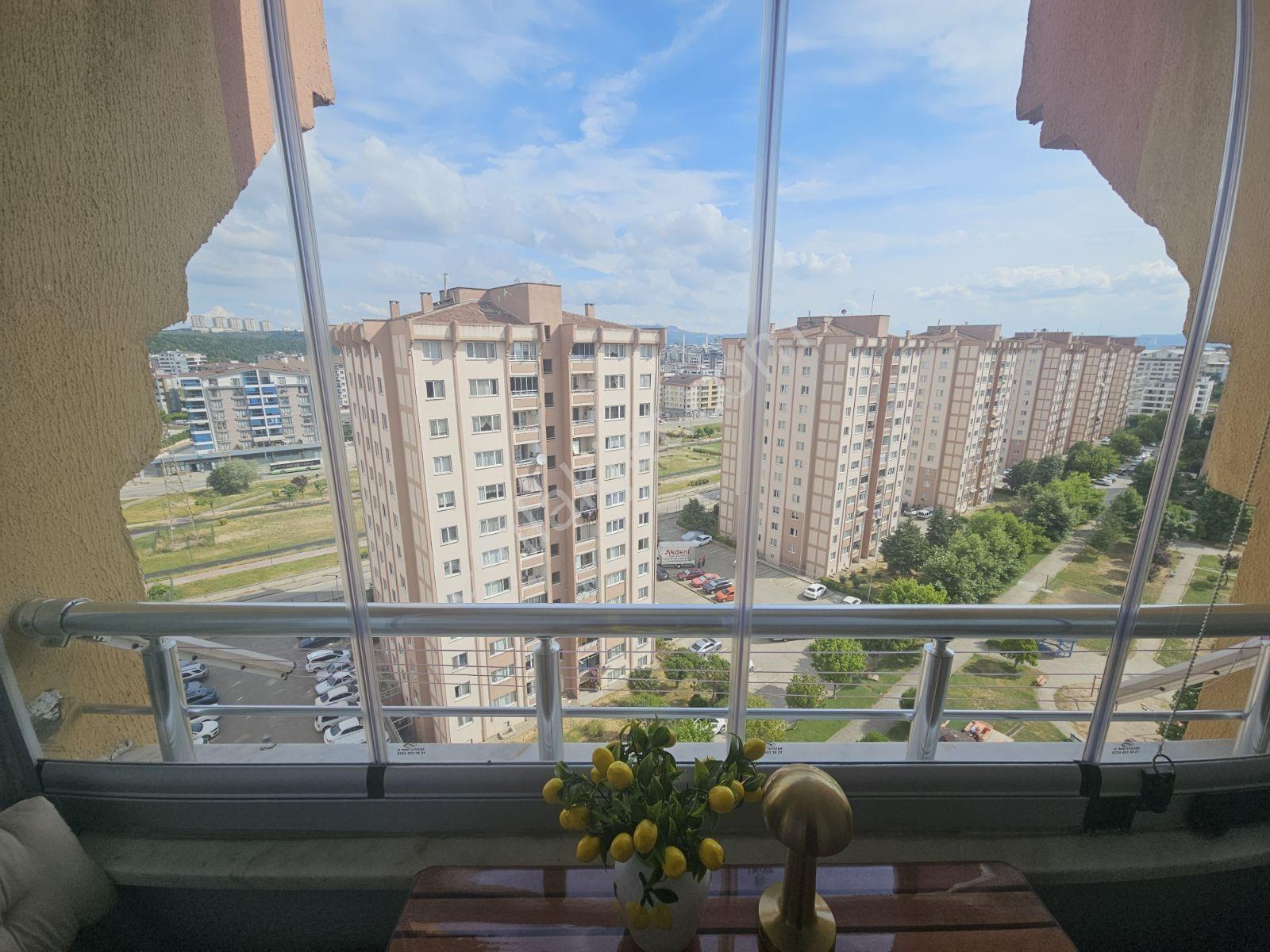 Kayalardan Tokide 2+1 Manzaralı Full Yenilenmiş Temiz Daire - Görsel 17