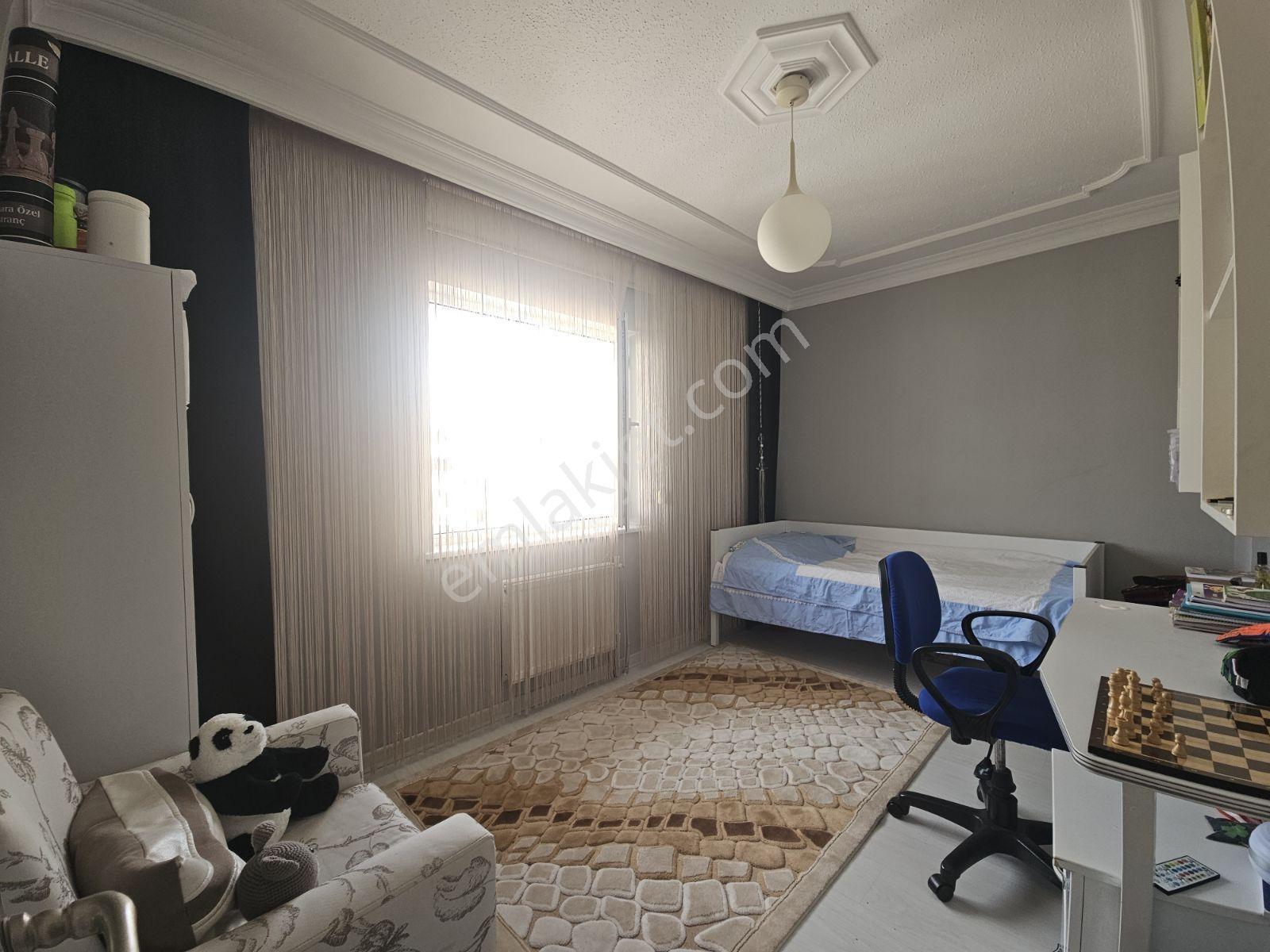 Kayalardan Tokide 2+1 Manzaralı Full Yenilenmiş Temiz Daire - Görsel 33