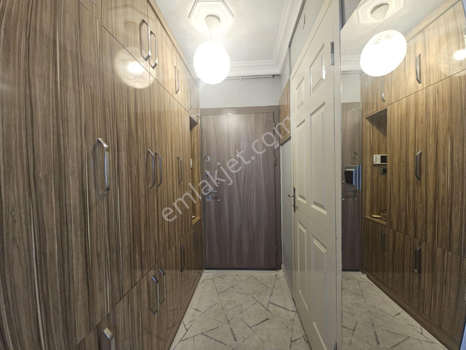 Kayalardan Tokide 2+1 Manzaralı Full Yenilenmiş Temiz Daire - Görsel 32