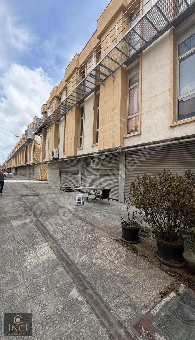 İnci'den Giyimkent'te 165m2 3 Katlı Satılık Dükkan - Görsel 4
