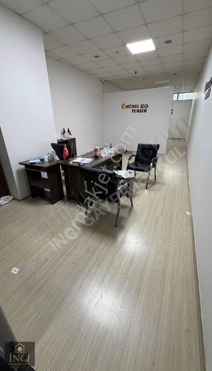 İnciden Giyimkent Ticaret Sarayında Kiralık Ofis - Görsel 8