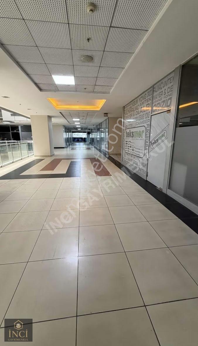 İnciden Giyimkent Ticaret Sarayında Kiralık Ofis - Görsel 10