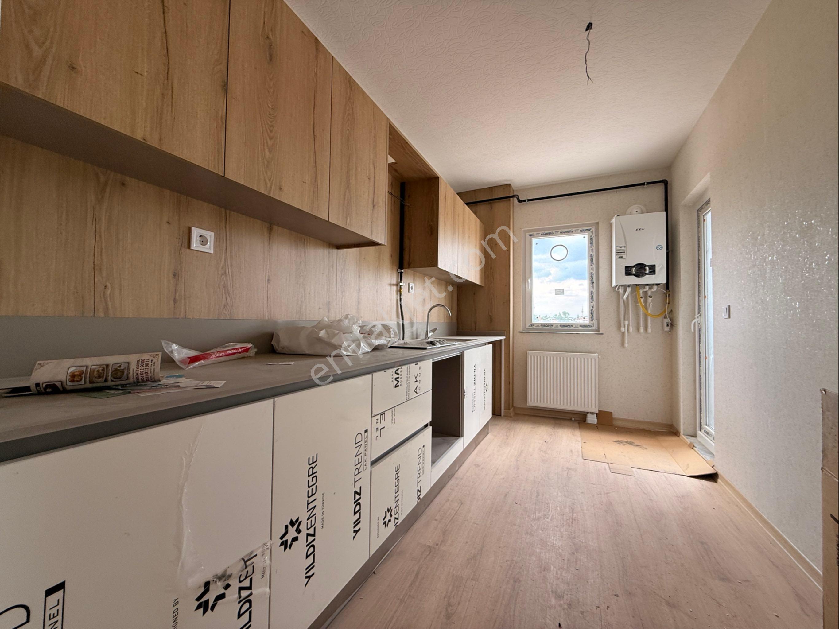 Kaçmaz Emlak Yeni Hayat Sitesi Kiralık 3+1 Önü Açık Daire! - Görsel 9