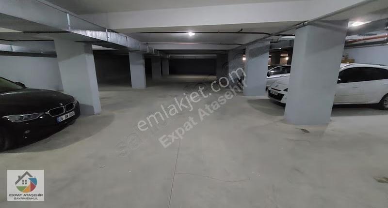 Ataşehir Novada Civarı Genç Binada Köşe Daire 1+1 70m2 - Görsel 17