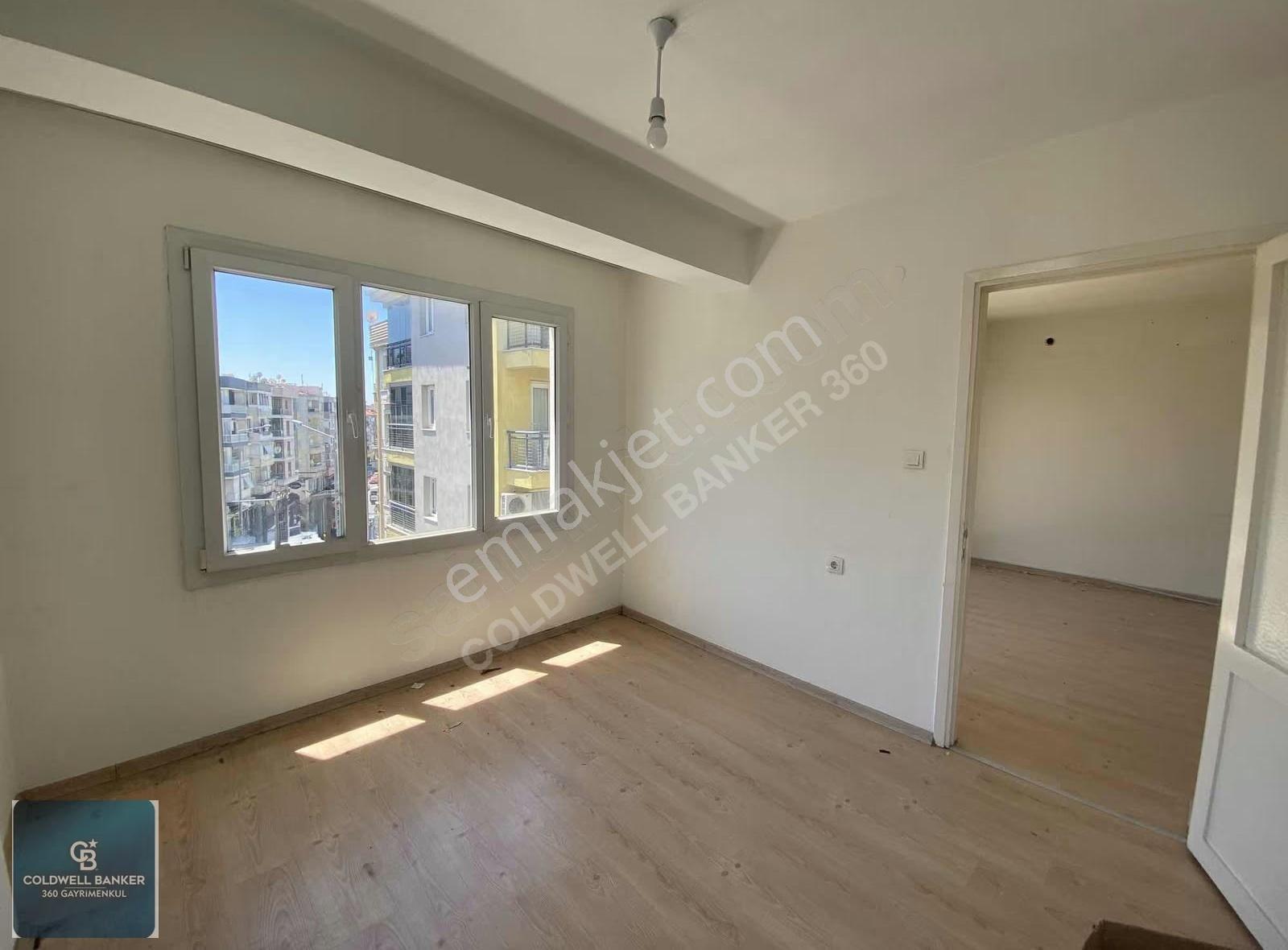 Buca Menderes Caddesi Üzerinde Cadde Cephe Ara Kat 2+1 Daire - Görsel 2