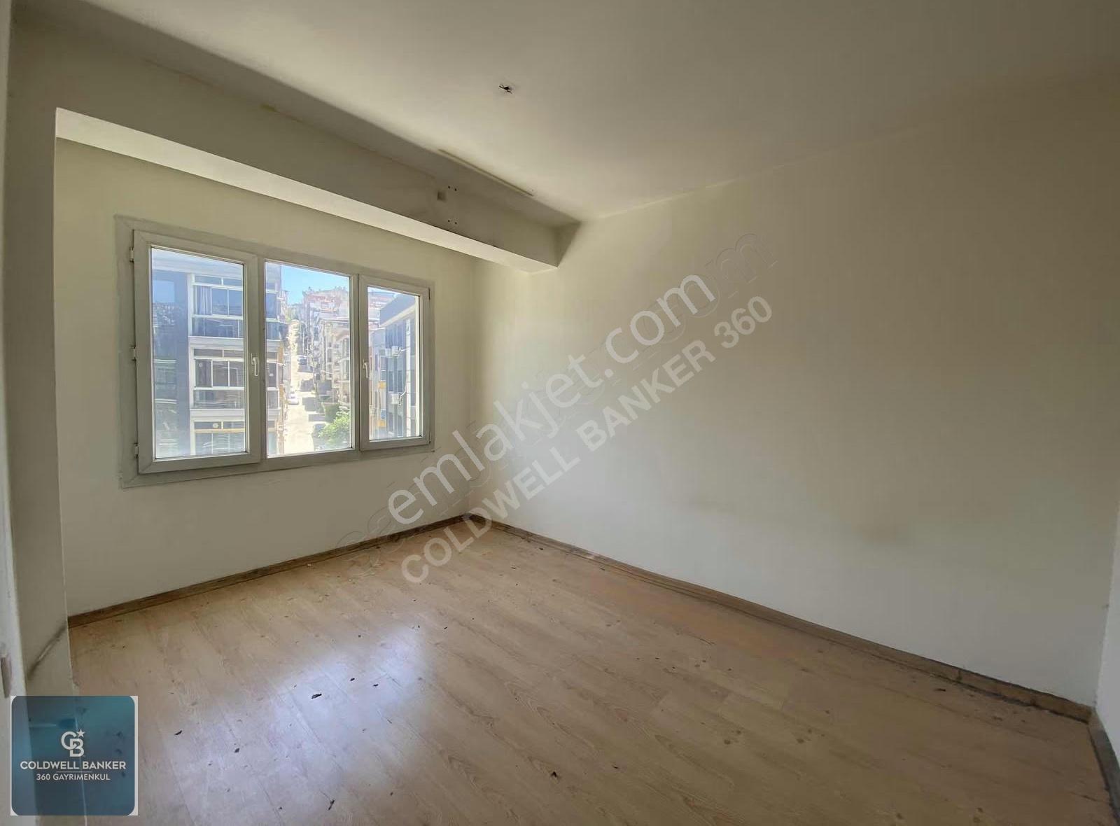 Buca Menderes Caddesi Üzerinde Cadde Cephe Ara Kat 2+1 Daire - Görsel 4