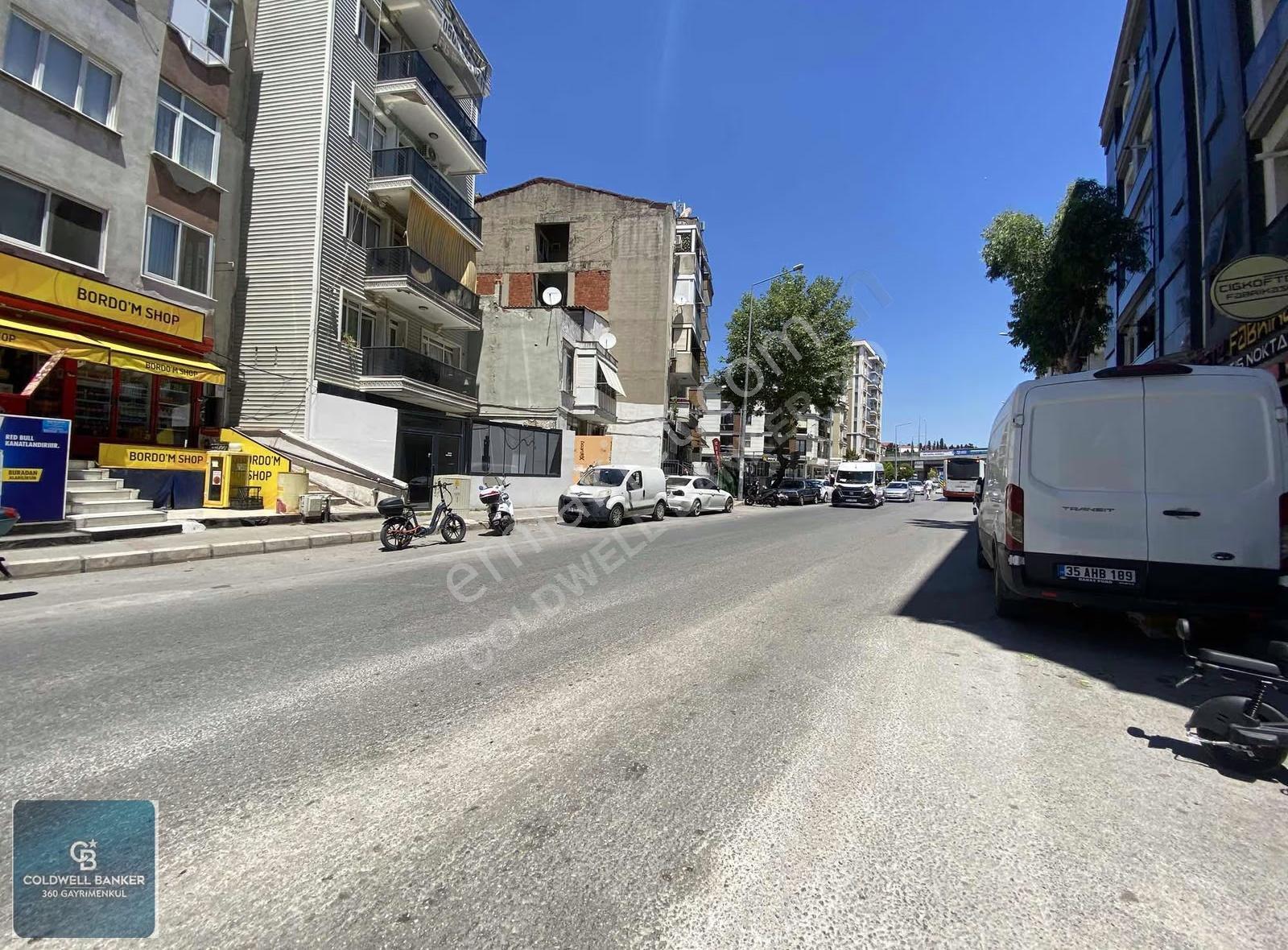 Buca Menderes Caddesi Üzerinde Cadde Cephe Ara Kat 2+1 Daire - Görsel 16