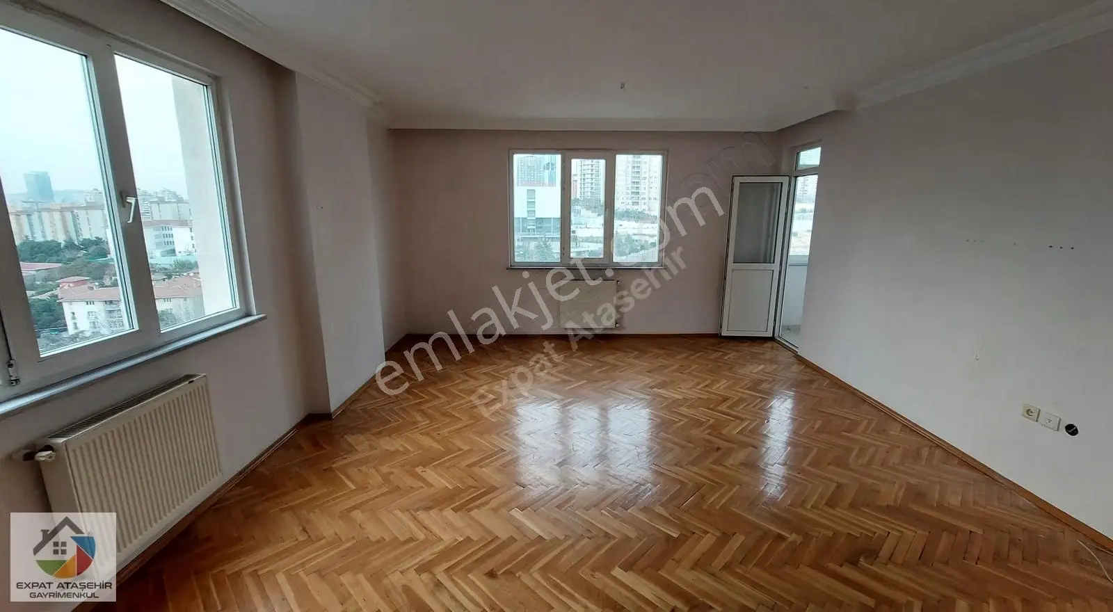 Atasehir Novada (fb Üni) Mevkii Manzaralı Arakat Daire 3+1 145m2 - Görsel 3
