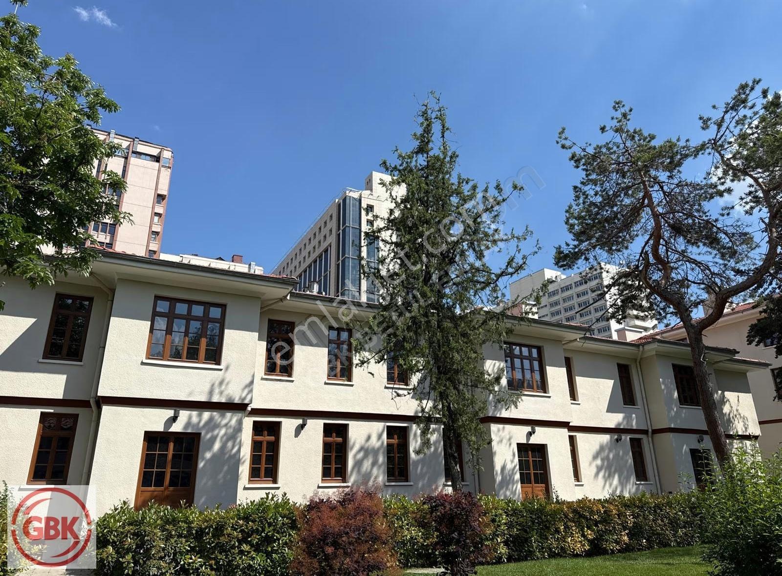 Saraçoğlu'nun Kalbinde, Bahçeli, Özel Tasarım 5+1 Dubleks Villa - Görsel 24