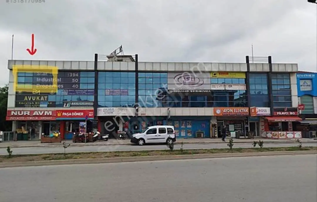 Orhanlı'da Pasaj İçinde Kiralık Ofis/büro - Ana Caddeye Cephe