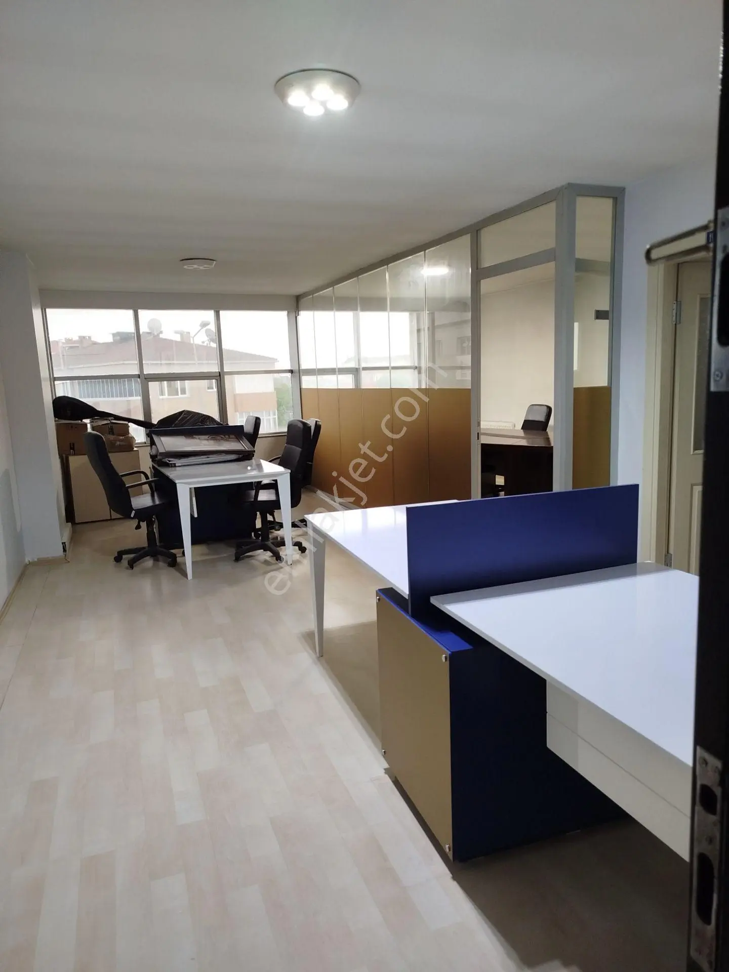 Orhanlı'da Pasaj İçinde Kiralık Ofis/büro - Ana Caddeye Cephe - Görsel 3