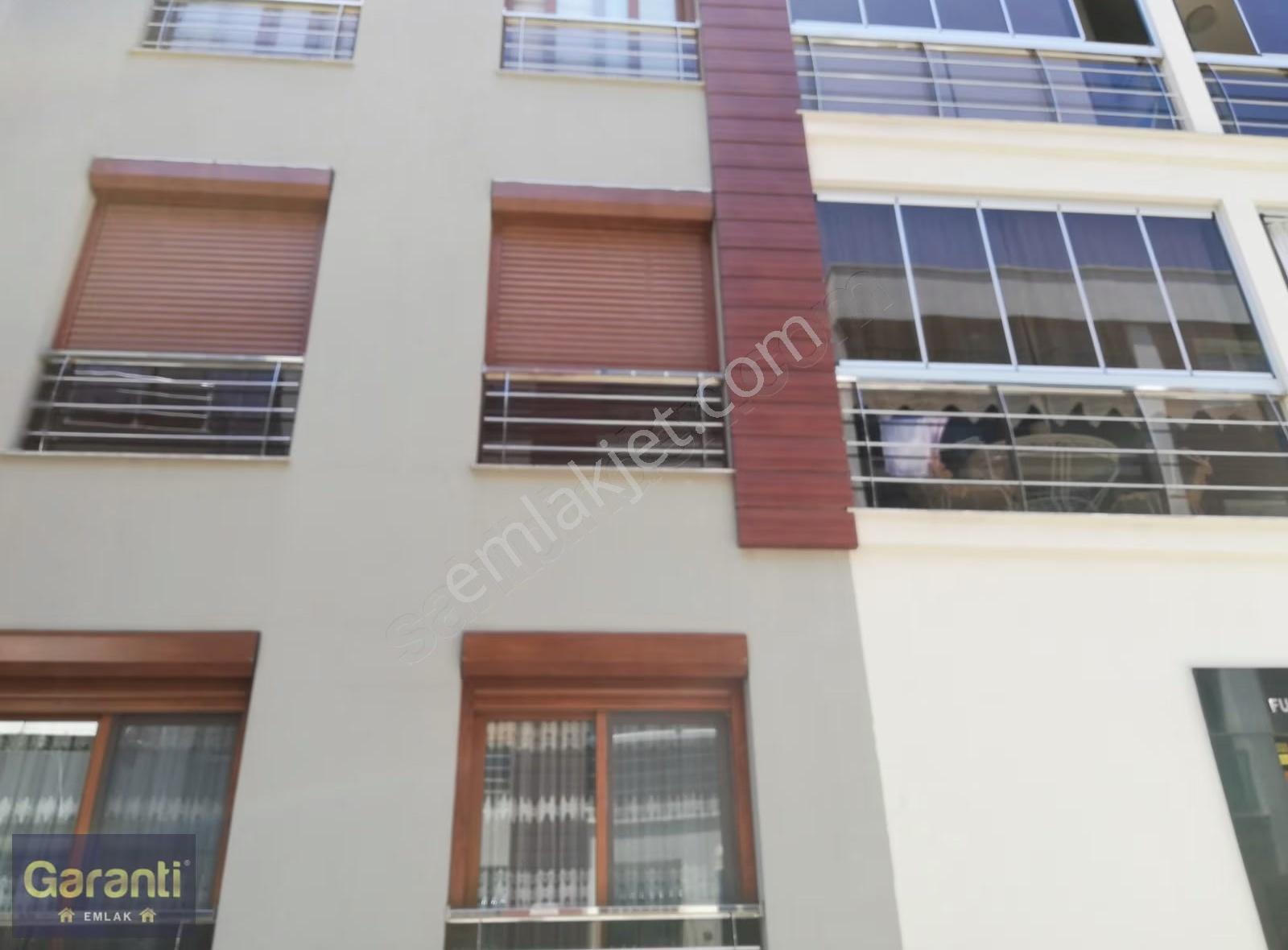 Balçova F.çakmak Mah 2+1 Arakat Yeni Daire