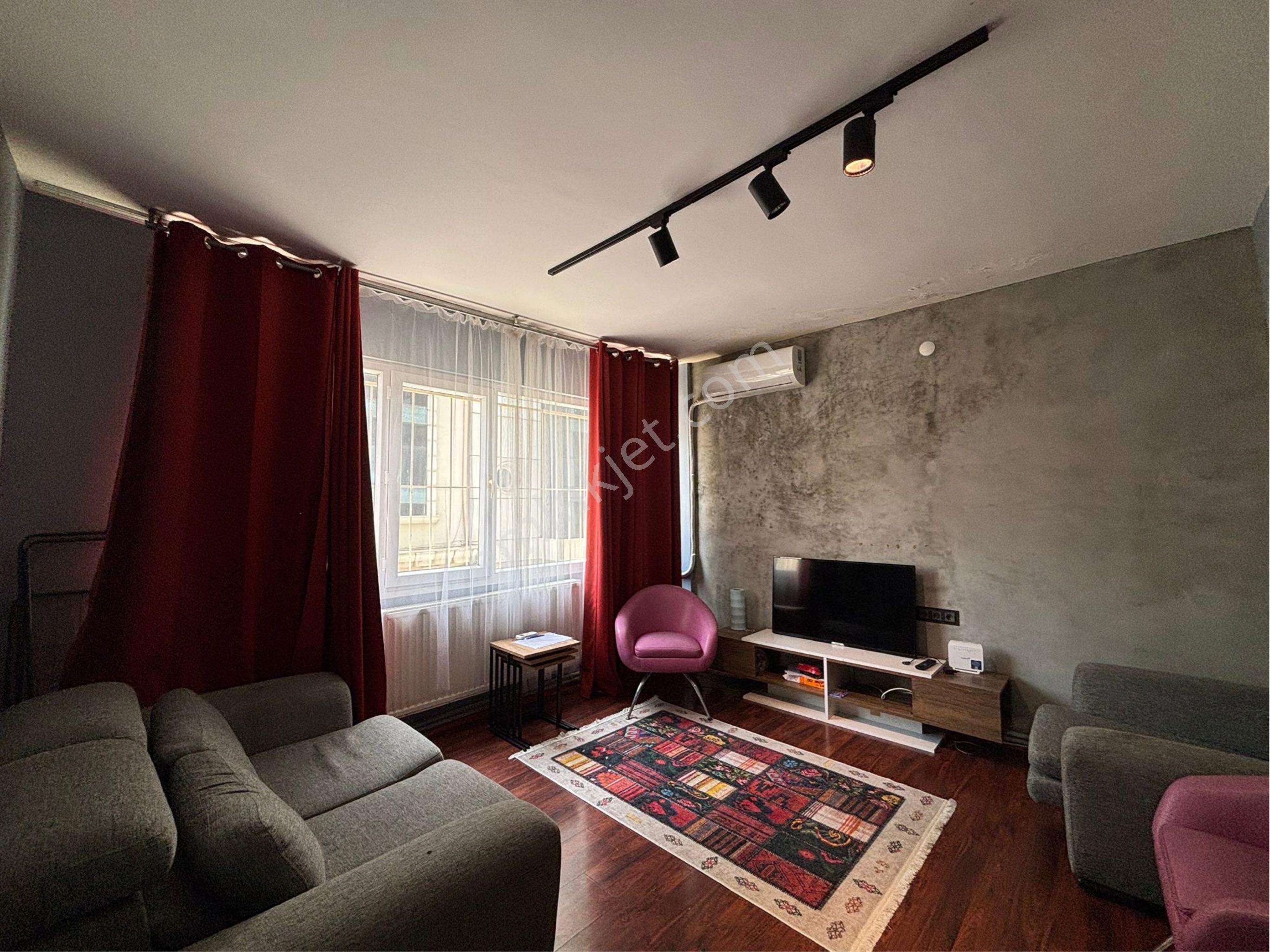 Alsancak Kahramanlarda 1+1 Modern Eşyalı Kiralık Daire - Görsel 15
