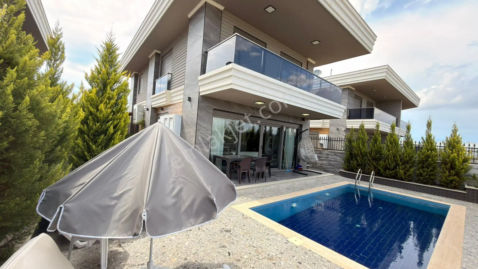 Antalya Belek'de Müstakil Havuzlu 4+1 Villa