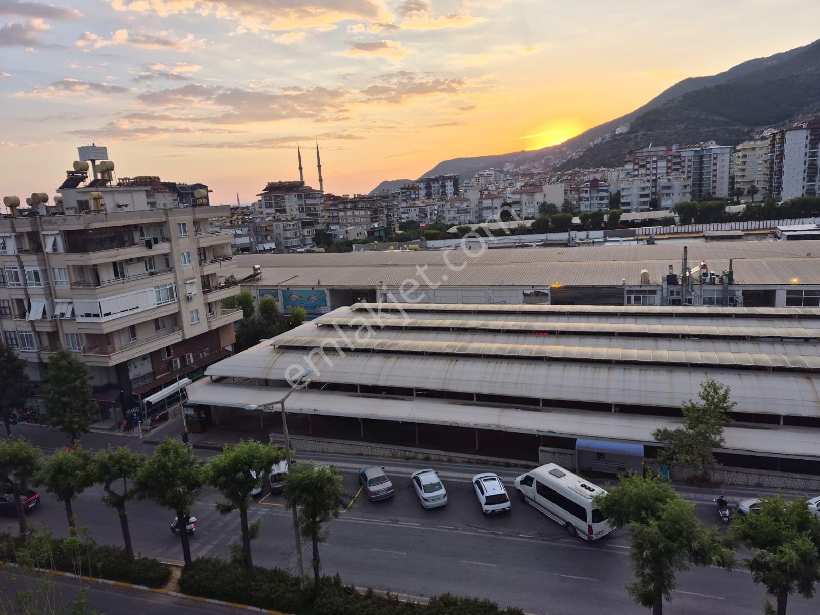 Alanya Saray Mahallesi'nde Kiralık Ayrı Mutfak 3+1 Geniş Daire - Görsel 25