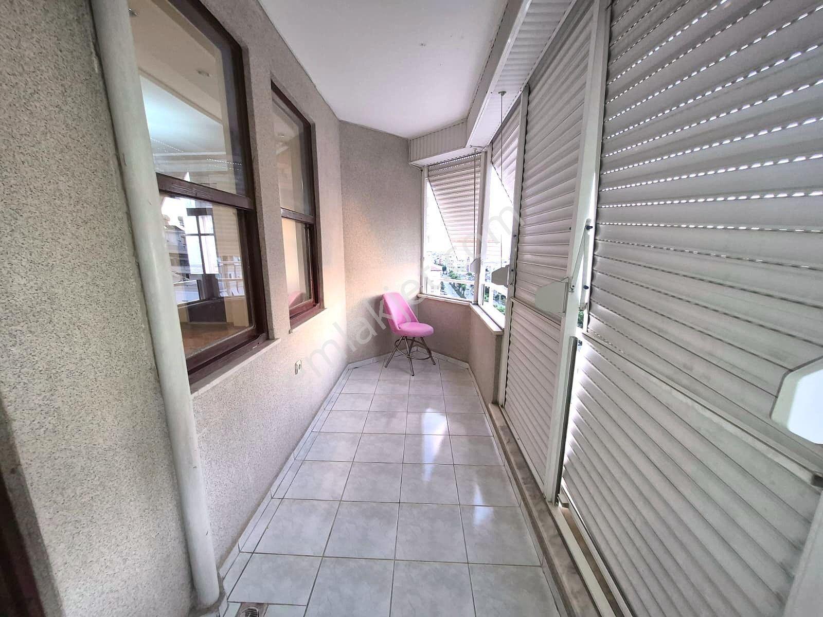 Alanya Saray Mahallesi'nde Kiralık Ayrı Mutfak 3+1 Geniş Daire - Görsel 3