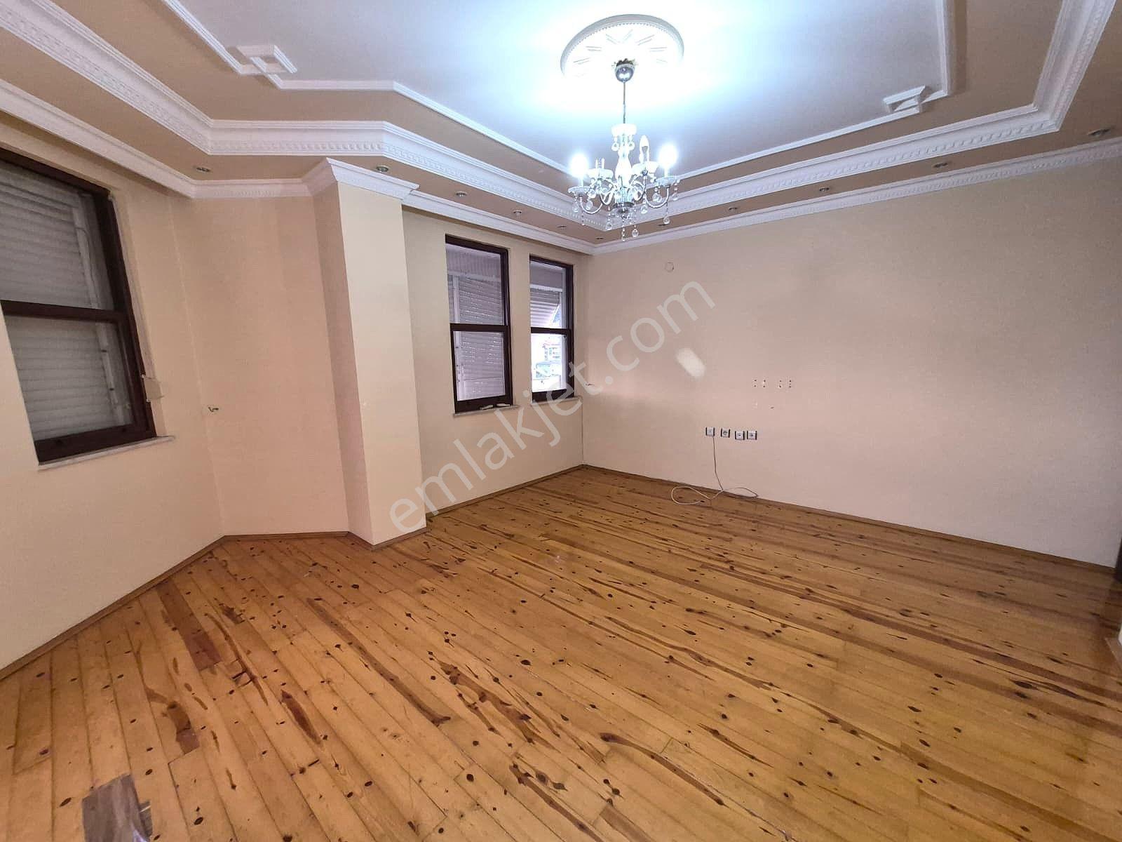 Alanya Saray Mahallesi'nde Kiralık Ayrı Mutfak 3+1 Geniş Daire - Görsel 26