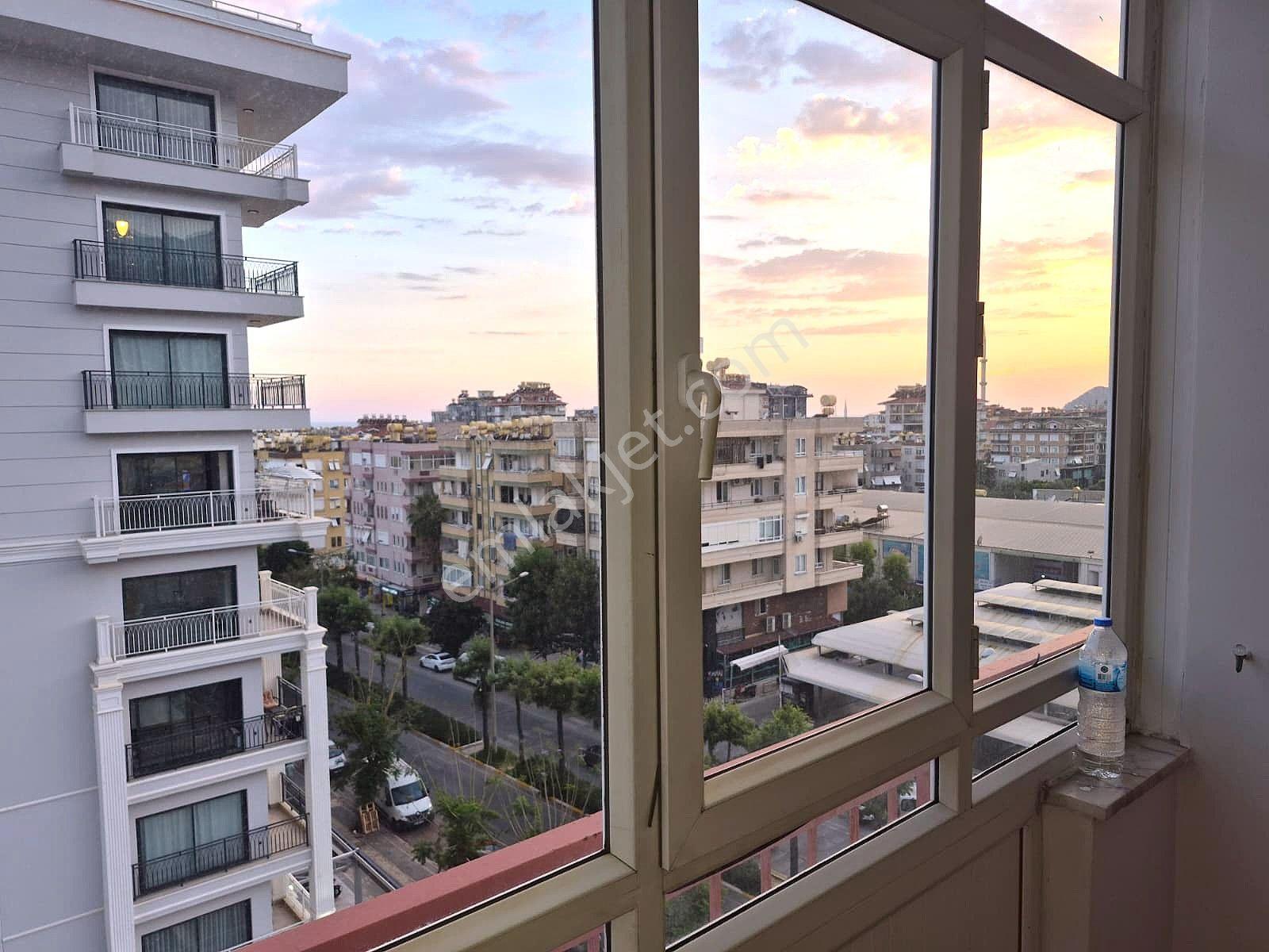 Alanya Saray Mahallesi'nde Kiralık Ayrı Mutfak 3+1 Geniş Daire - Görsel 17