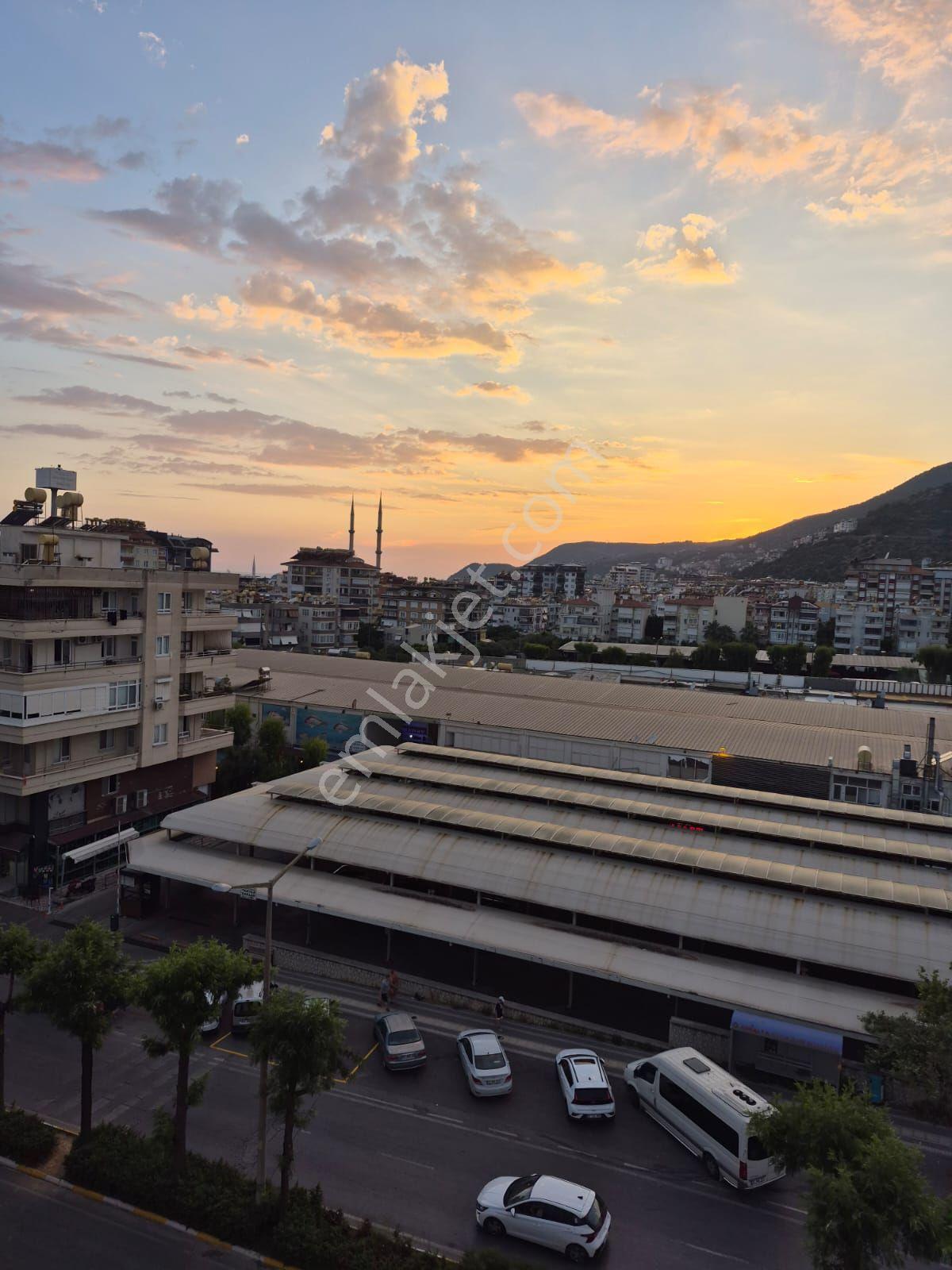 Alanya Saray Mahallesi'nde Kiralık Ayrı Mutfak 3+1 Geniş Daire - Görsel 4