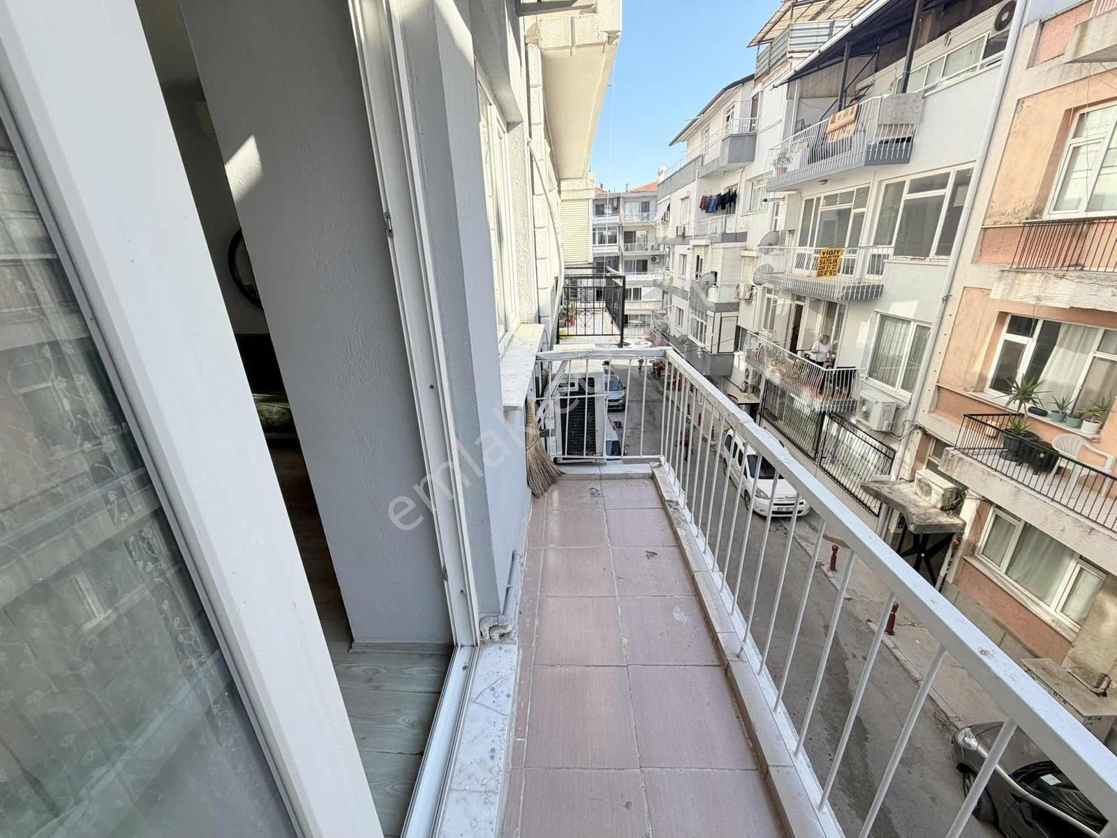 Üçyol Metro Yakını Full Eşyalı Arakat Doğalgazlı Daire - Görsel 15