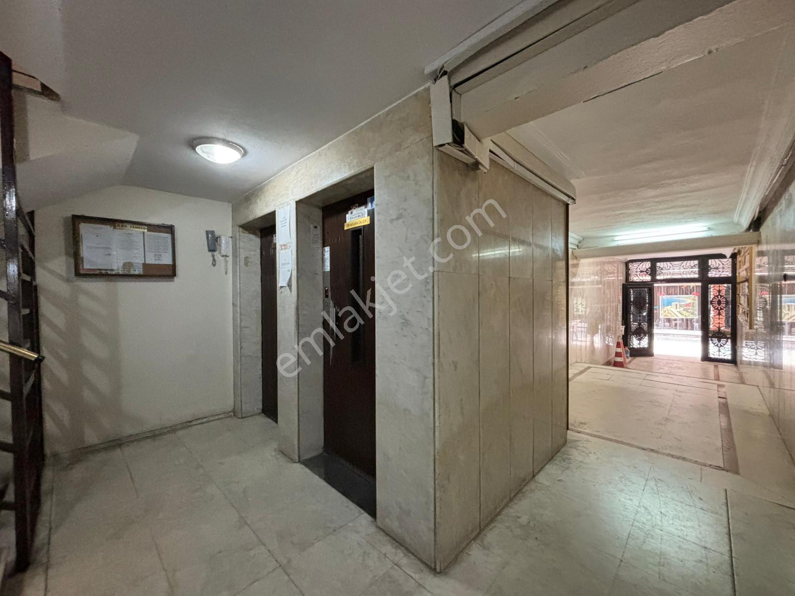 Alsancak Liman Ve Gar Yakını 30m2 Kiralık Ofis/iş Yeri - Görsel 9