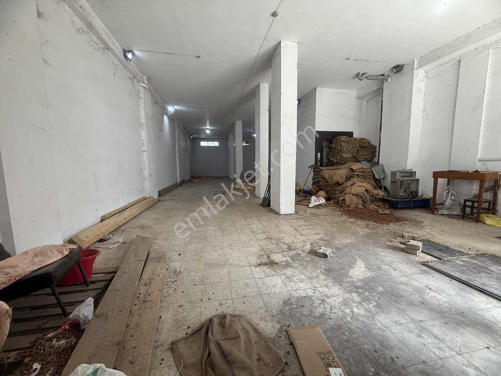 Reksa'dan Cadde Üzerinde Kiralık İşyeri - Görsel 2