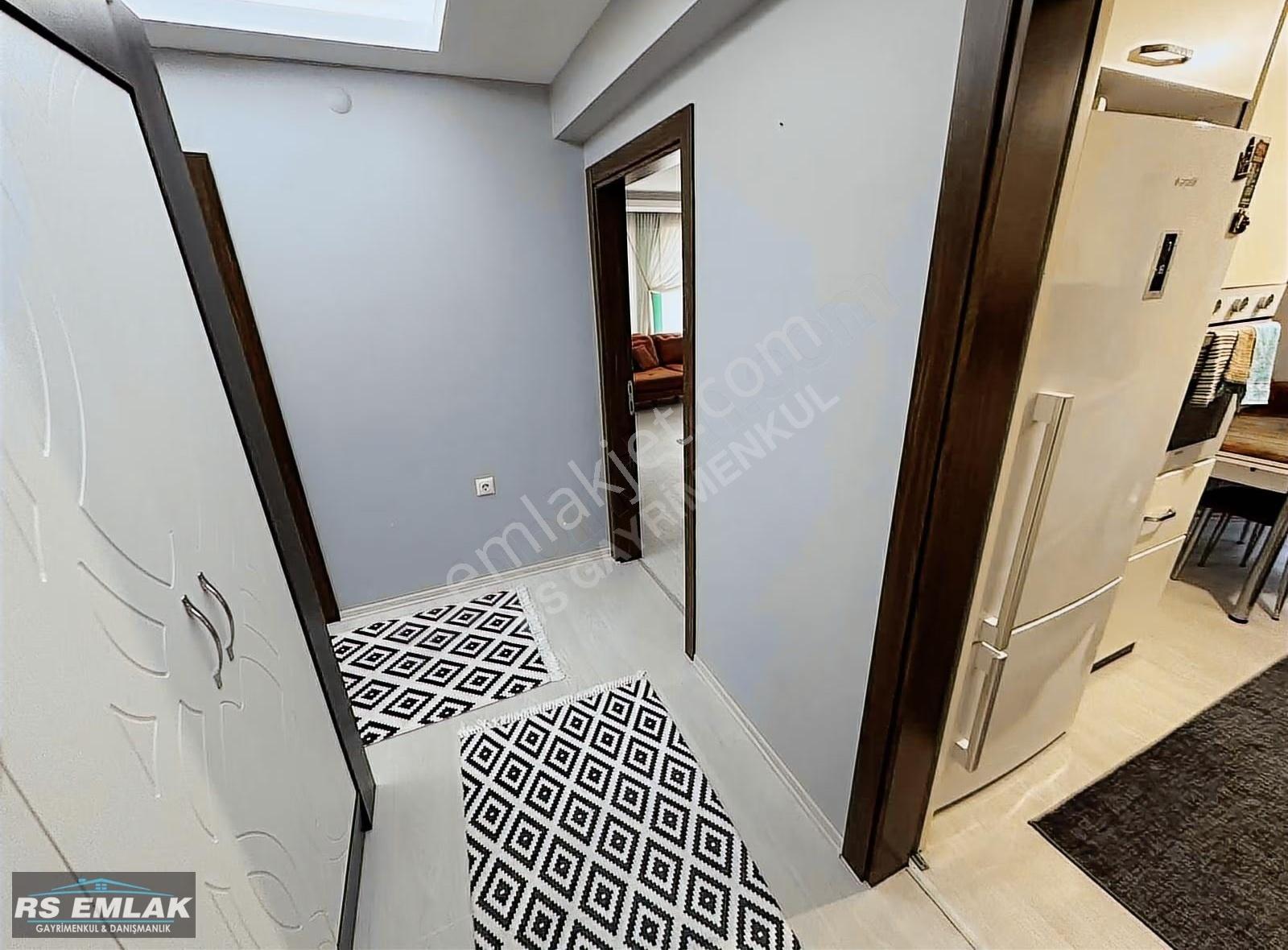 Kurtuluş'ta Kiralık 3+1 Bahçe Katı, Havuzlu Ve Eşyalı Daire - Görsel 14