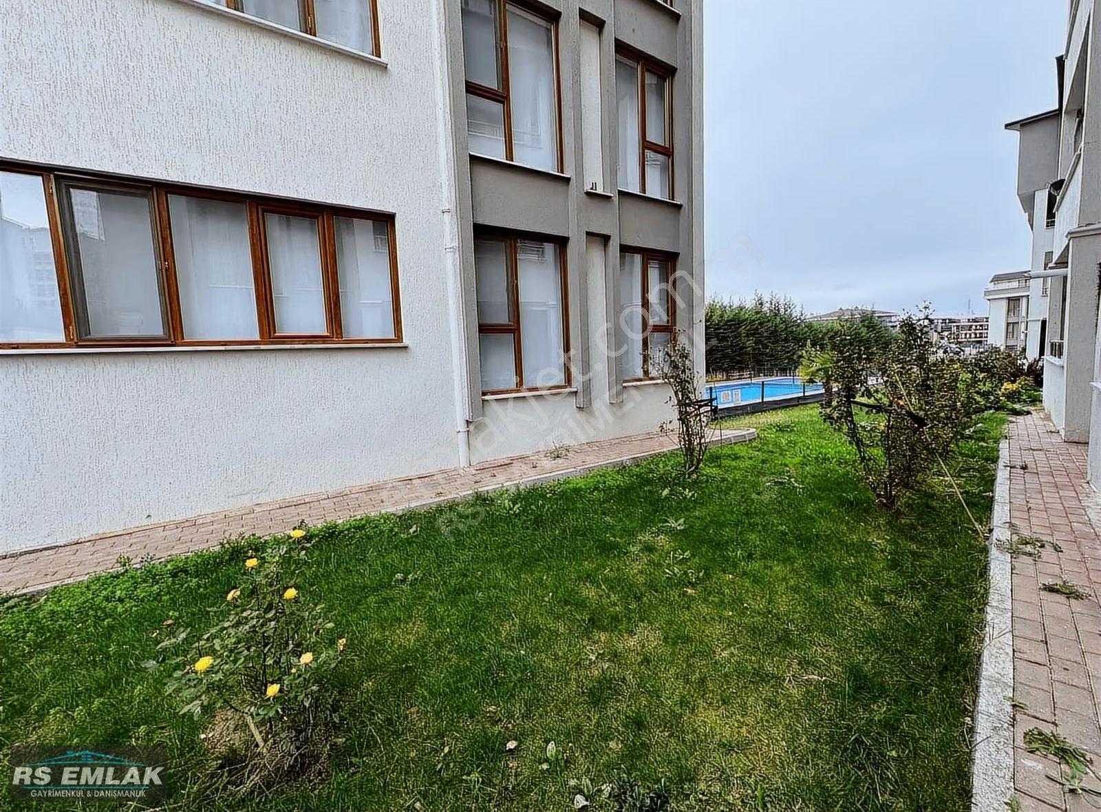 Kurtuluş'ta Kiralık 3+1 Bahçe Katı, Havuzlu Ve Eşyalı Daire - Görsel 24