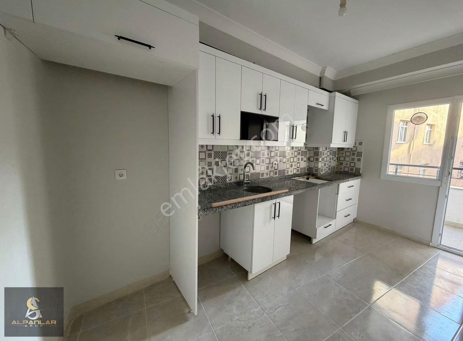 Küçükçekmece Kanarya Mahallesinde 2+1 Kiralık Daire - Görsel 8