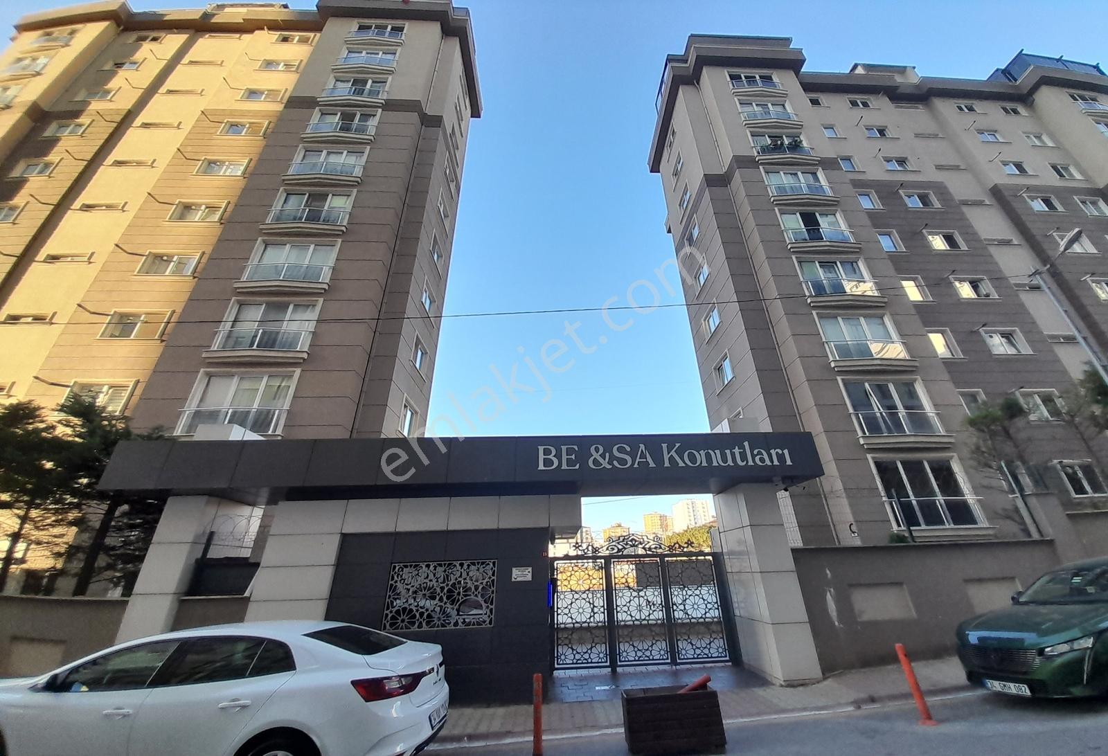 4+1 Güvenlikli Sitede Gayet Geniş Ebeveynli Balkonlu K.garajlı - Görsel 24