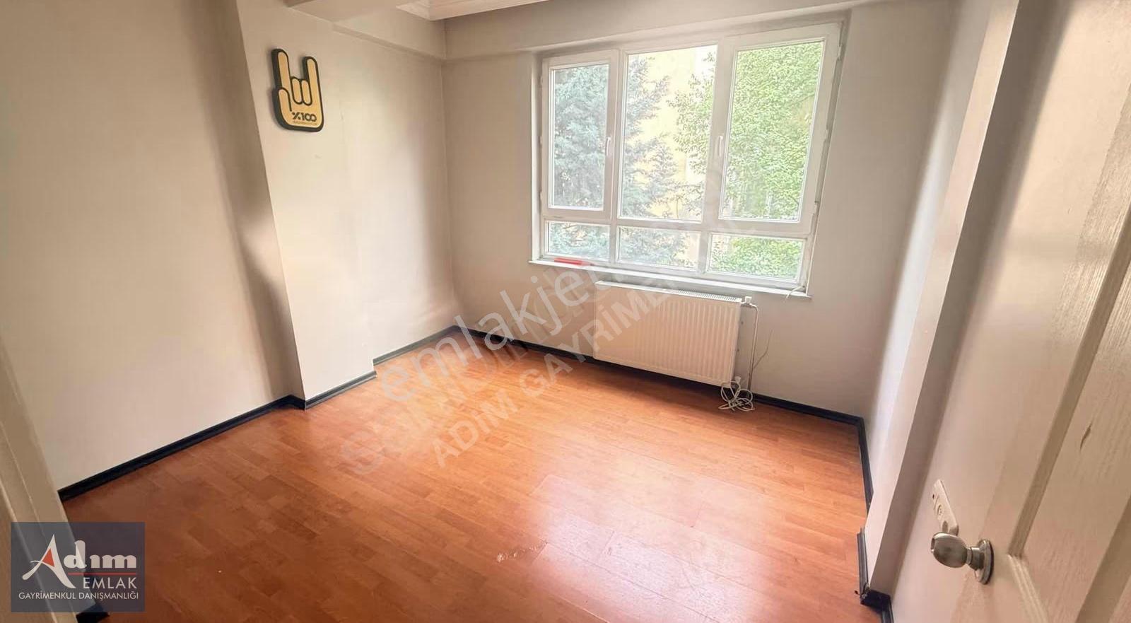 Adım Gayrimenkul/bahçelievler Mh Balkonlu Mutfak Ayrı 60m2 1+1 - Görsel 3