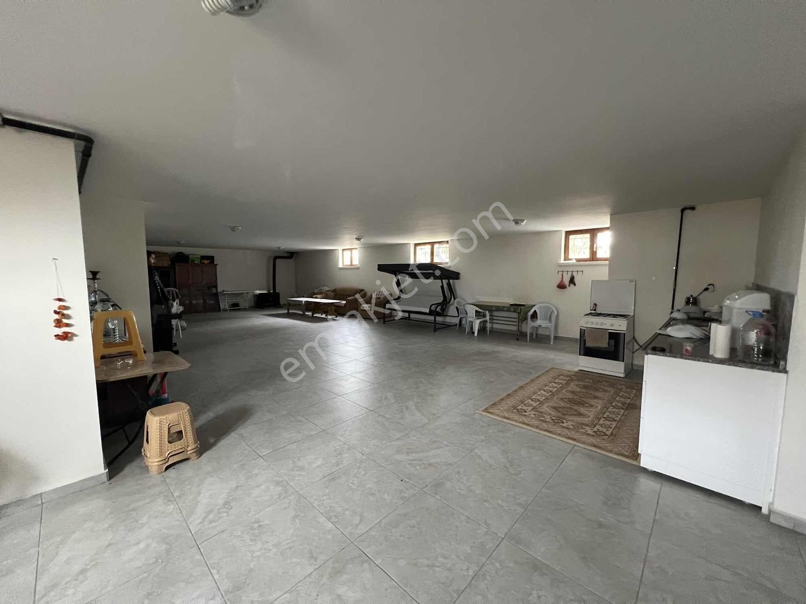 Çiftlik Mahallesinde Havuzlu, Çift Daireli Lüks Villa - Görsel 36