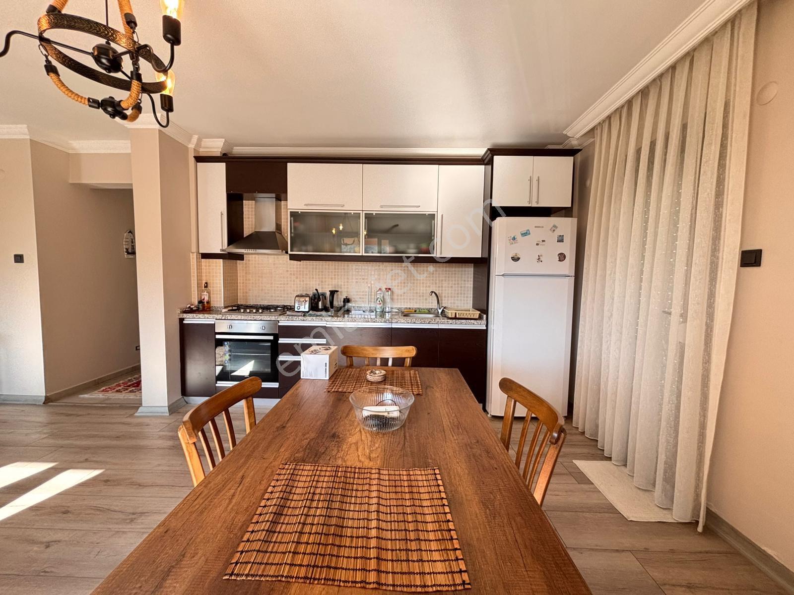 Çeşme Merkezde, Musalla Mahallesinde 100 M2, 2,5+1 Kiralık Daire - Görsel 17