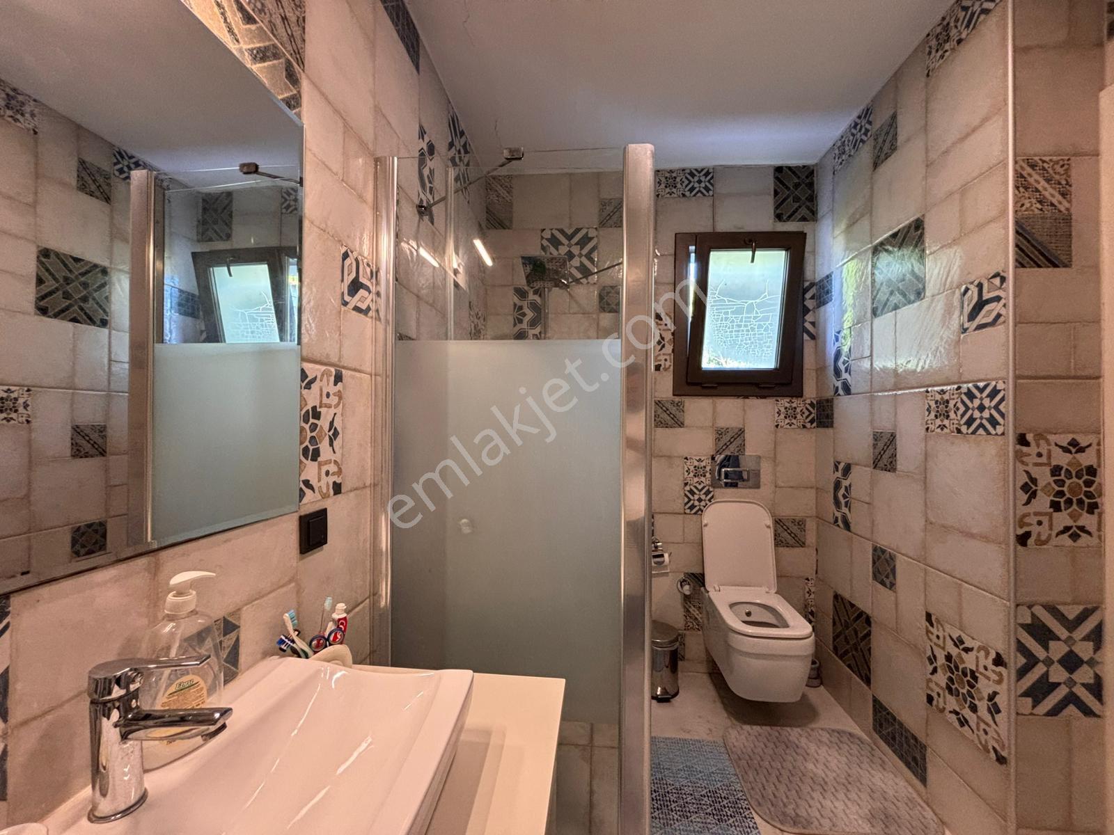 Çeşme Merkezde, Musalla Mahallesinde 100 M2, 2,5+1 Kiralık Daire - Görsel 28