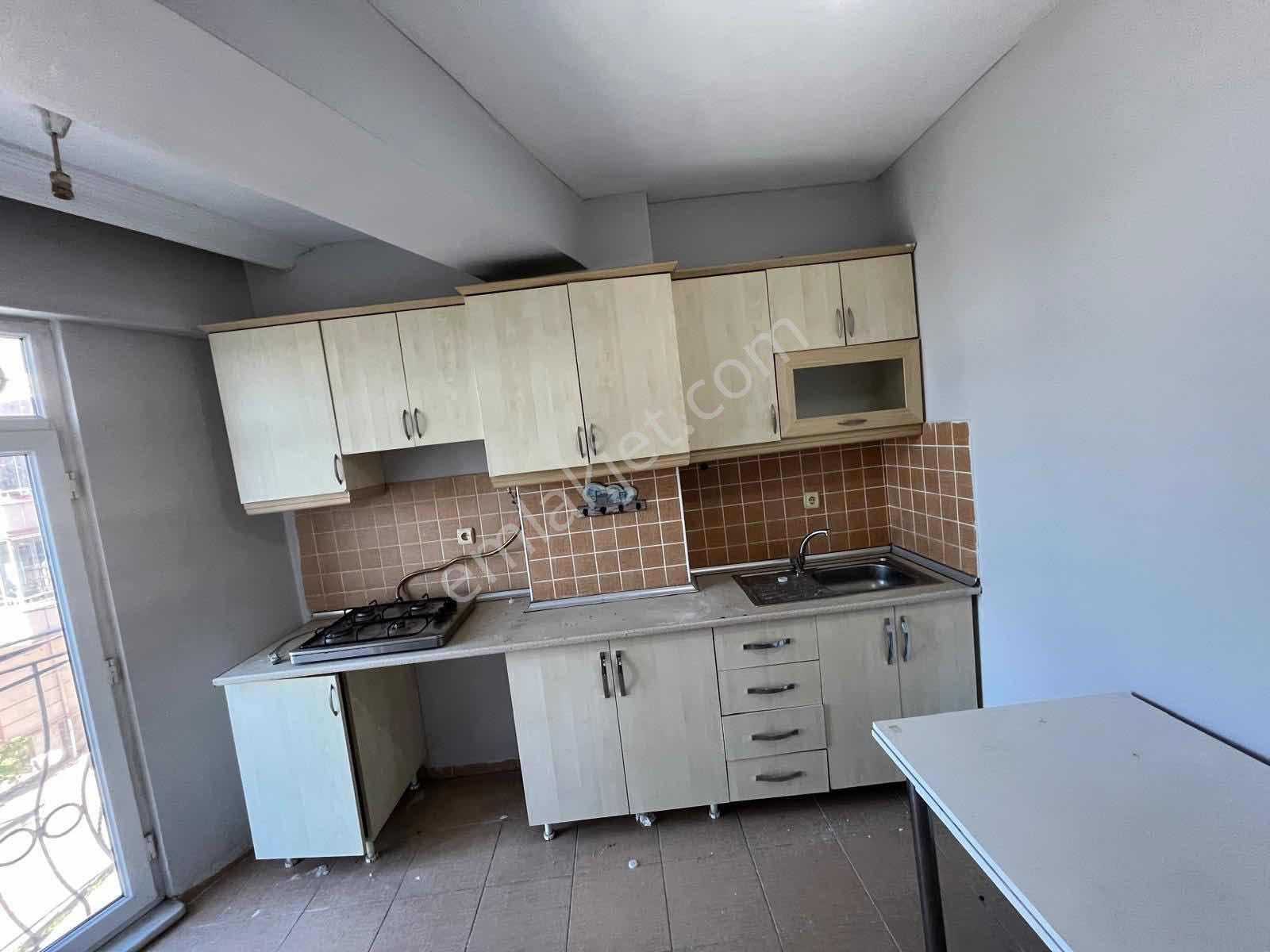 Anadolu Mahallesinde Merkeze Yakın 2+1 Kiralık Daire - Görsel 10