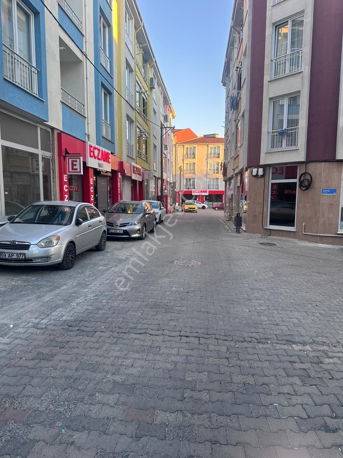 Çınarlı Mahallesinde Konforlu Yaşam Fırsatı 3+1 Satılık Daire - Görsel 12